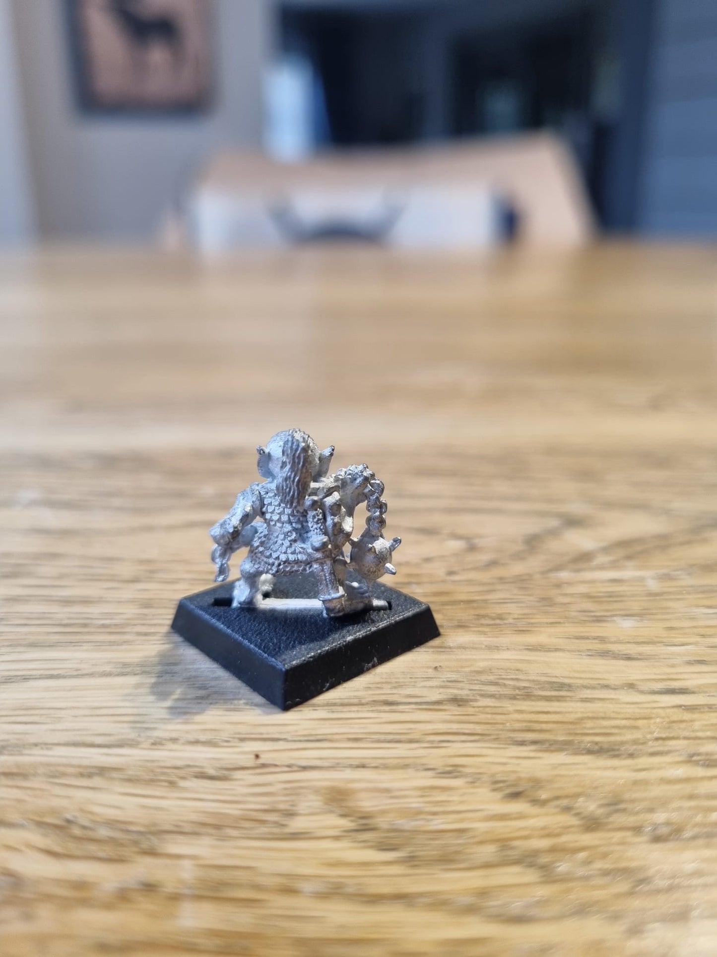 Citadel Miniatures Warhammer fantasy C12 Goblins 0701/11
Neck Cracker (3 available)