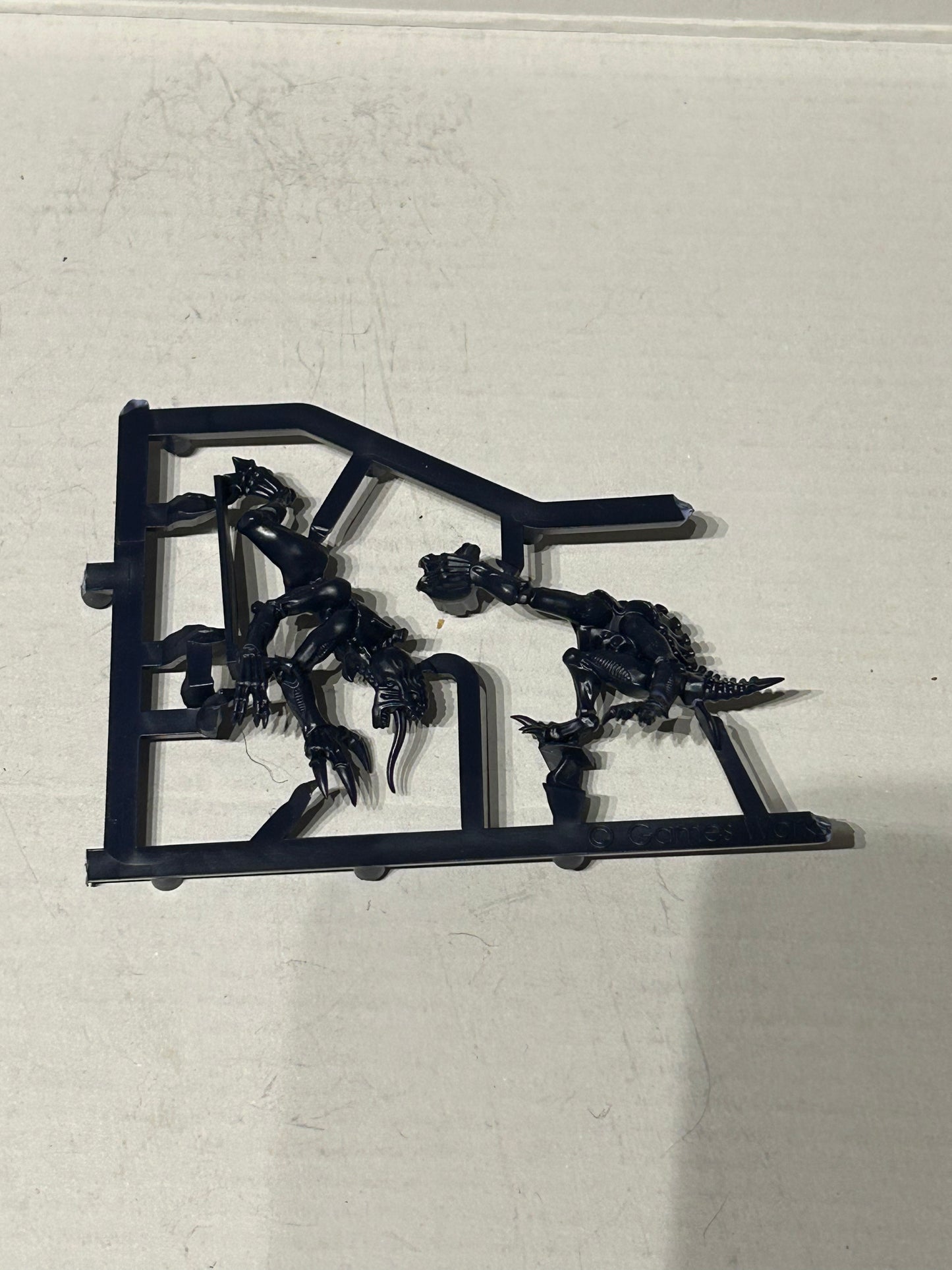 Warhammer 40k Tyranid SPACE HULK GENESTEALER Rare OOP Dynamic Pose