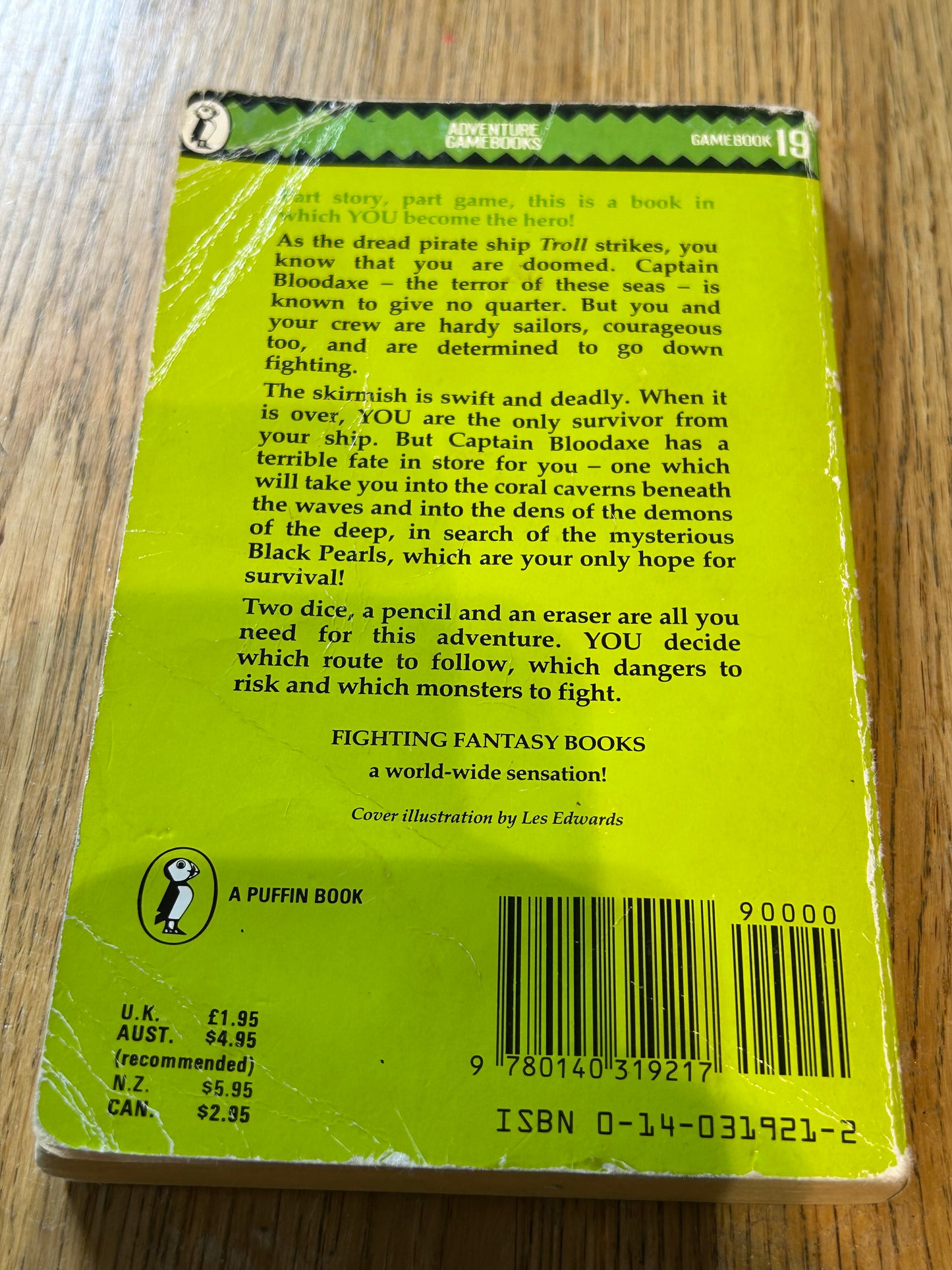 PUFFIN JACKSON AND LIVINGSTONE Fighting Fantasy Book Demons Of The Deep