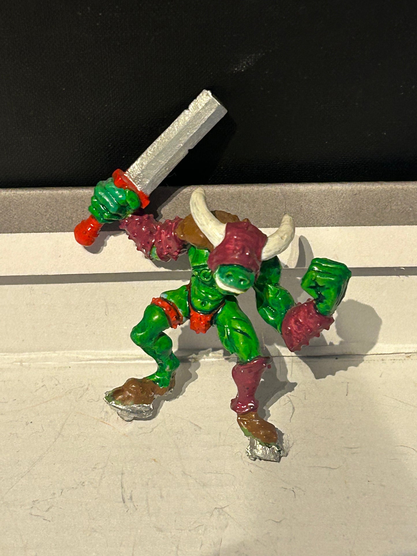 1988 Chaos Minotaur Lord C34 Lord Duherst the Master Butcher 3 Citadel Beasts GW (hooded head version)