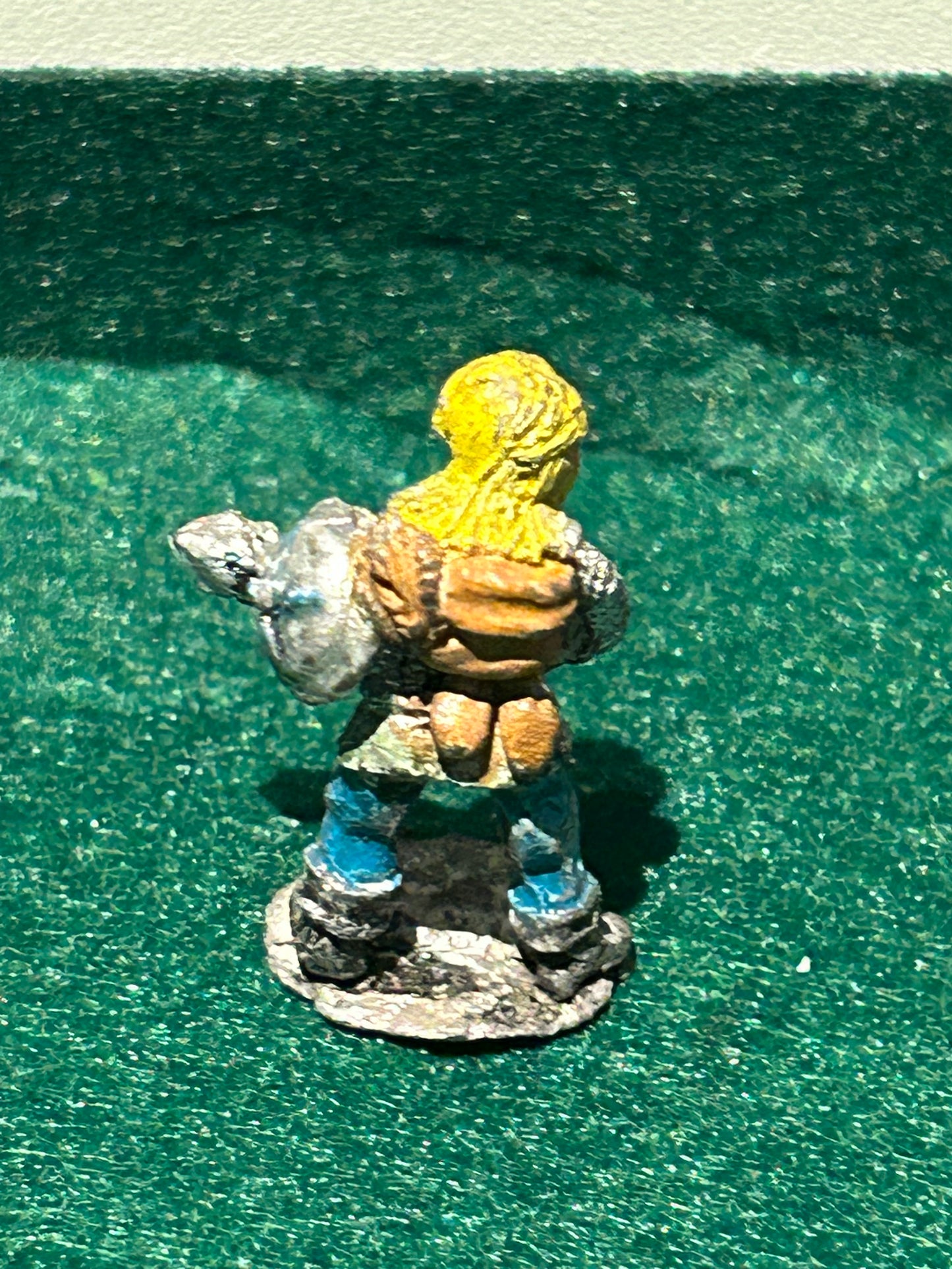 Citadel Pre Slotta - Warhammer - Fantasy Adventurers FA3, Cleric w/ Cross 1982 B
