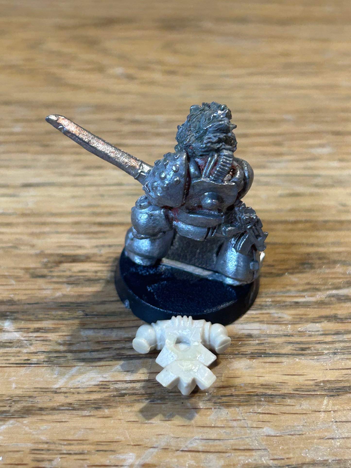 Citadel 40k RT01 Space Marine Rogue Trader Metal - Captain Huron Grimm (has been stripped)