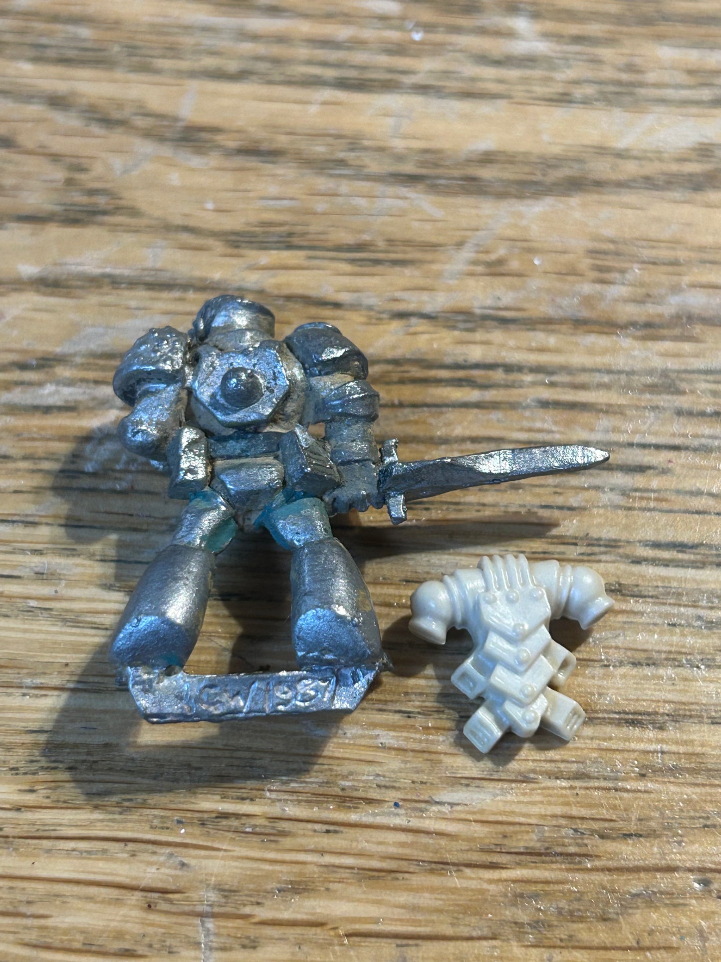 Rogue Trader RT01 Space Marine Captain Lowbroe / Reece Warhammer 40k Metal (has been stripped)