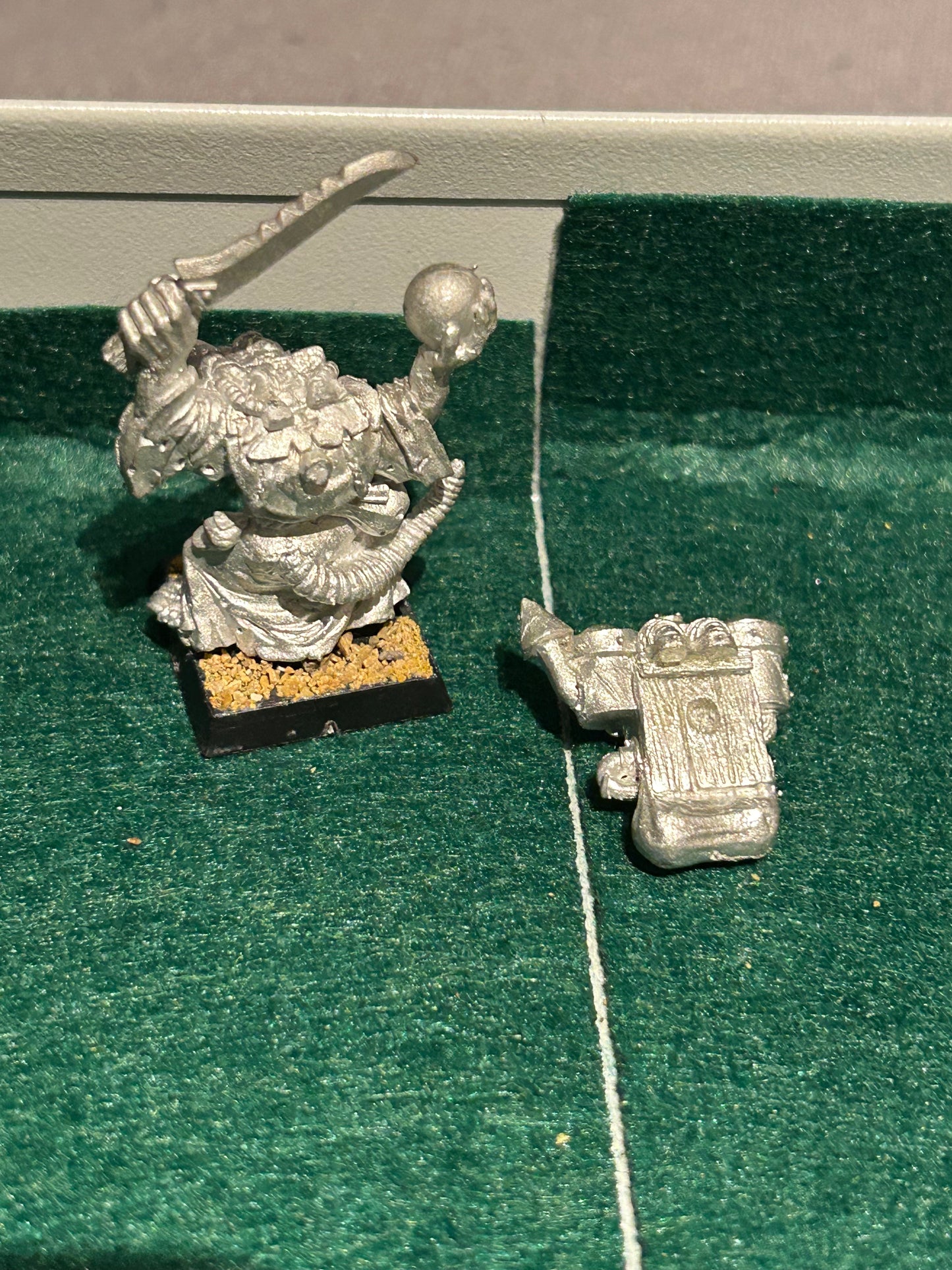 Warhammer fantasy skaven poison wind globadier metal