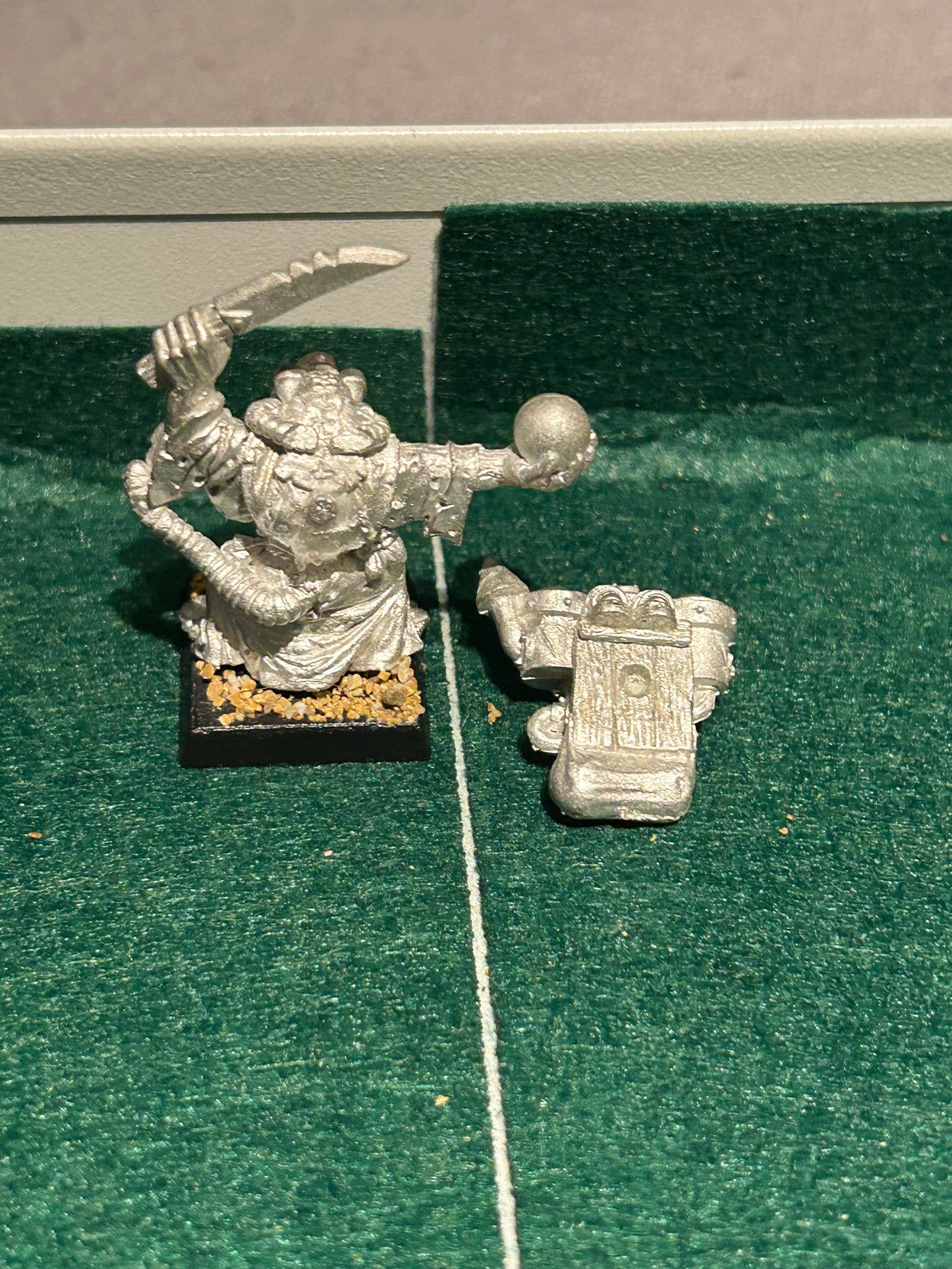 Warhammer fantasy skaven poison wind globadier metal