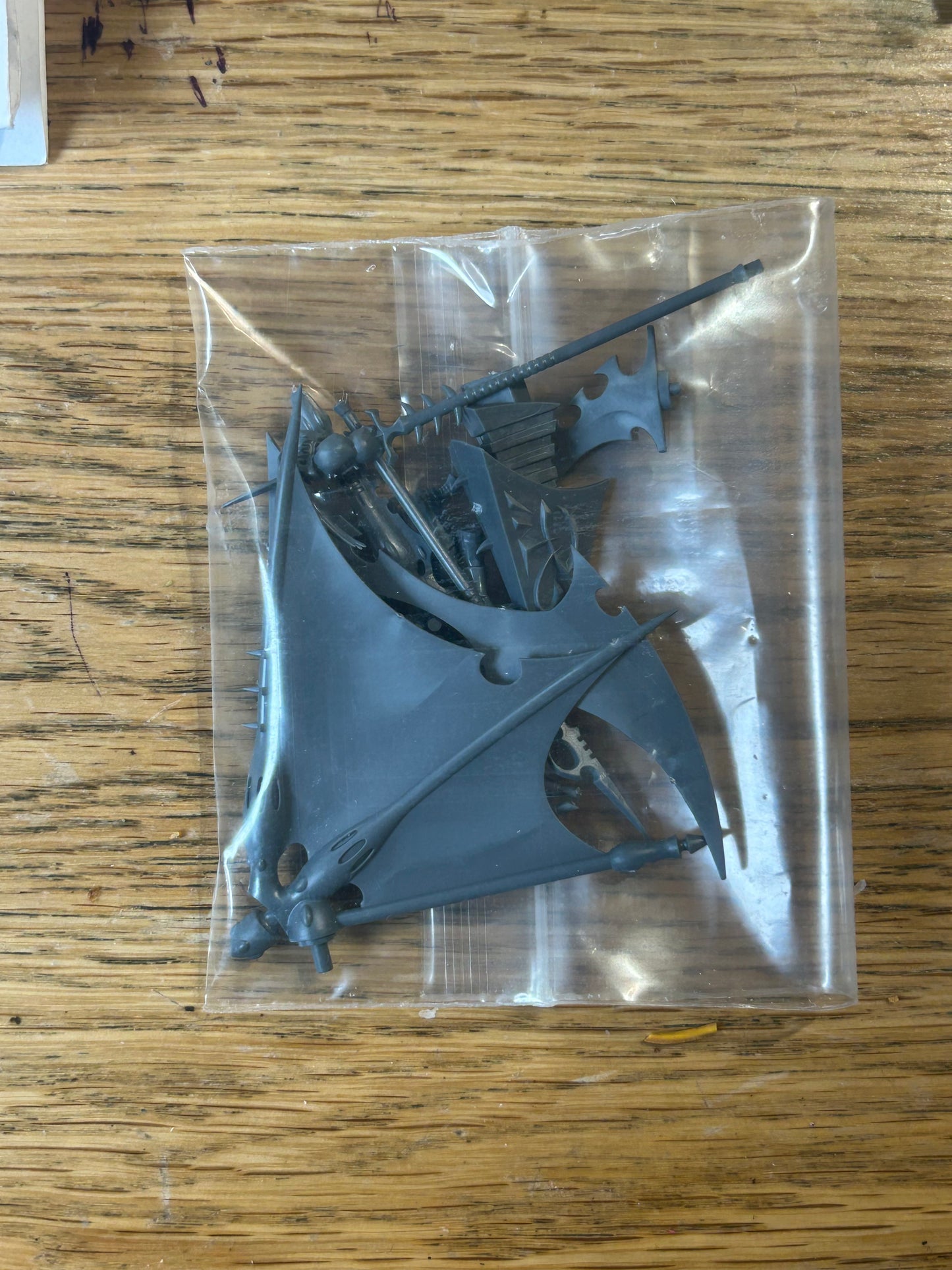 Drukhari Raider warhammer 40k opened box