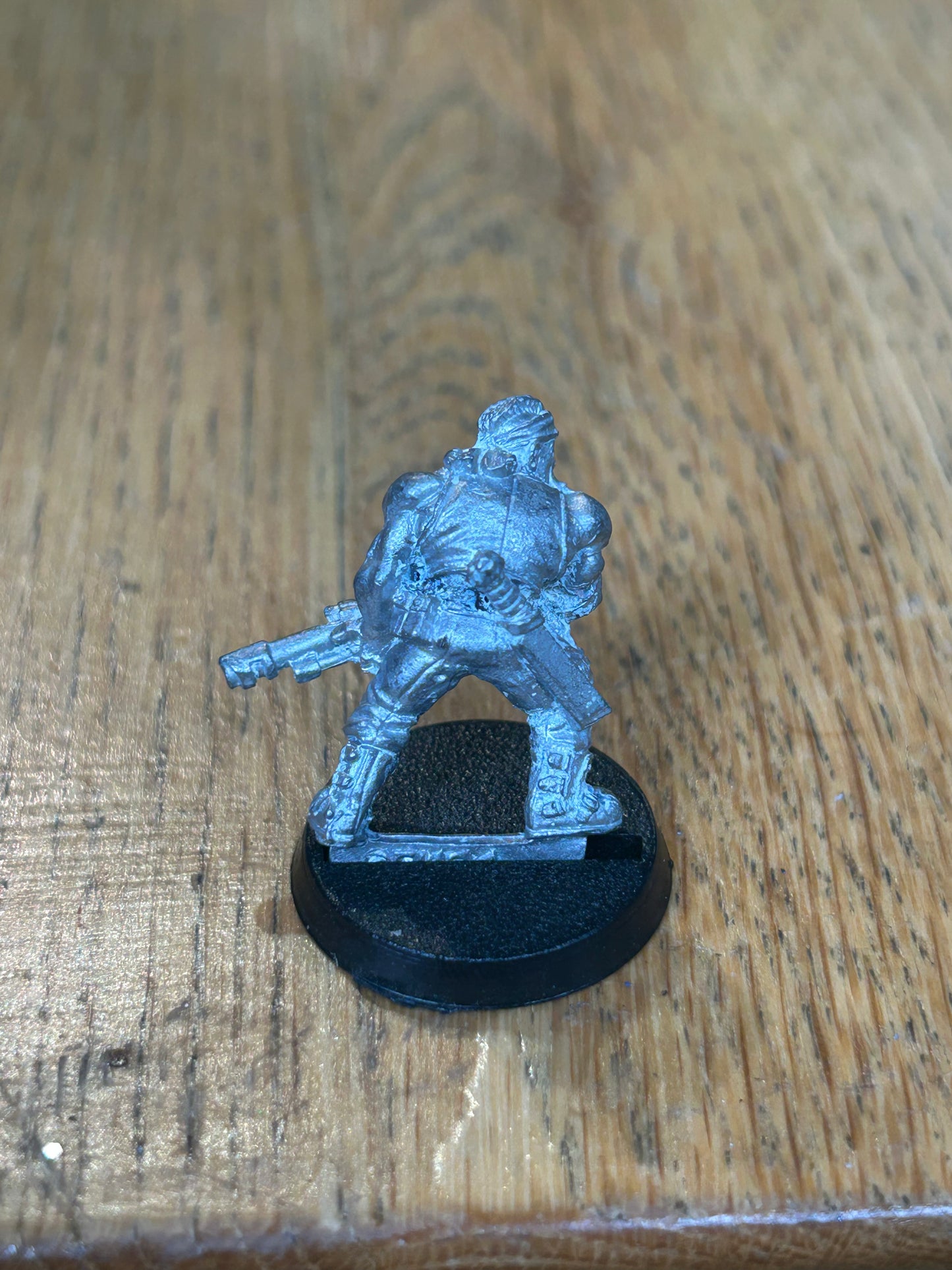 Imperial guard catachan jungle fighter trooper with lasgun