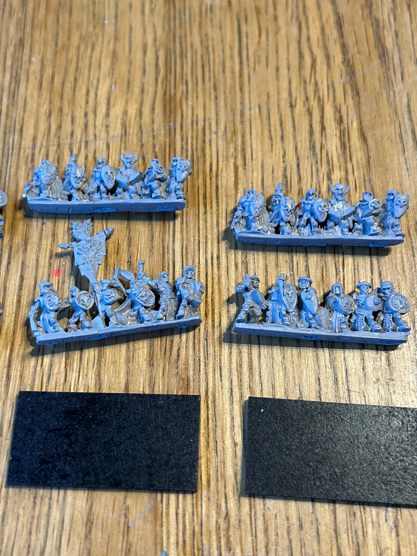 Vampire Counts Grave guard x3 bases including command - 10mm - Warmaster - UNPAINTED