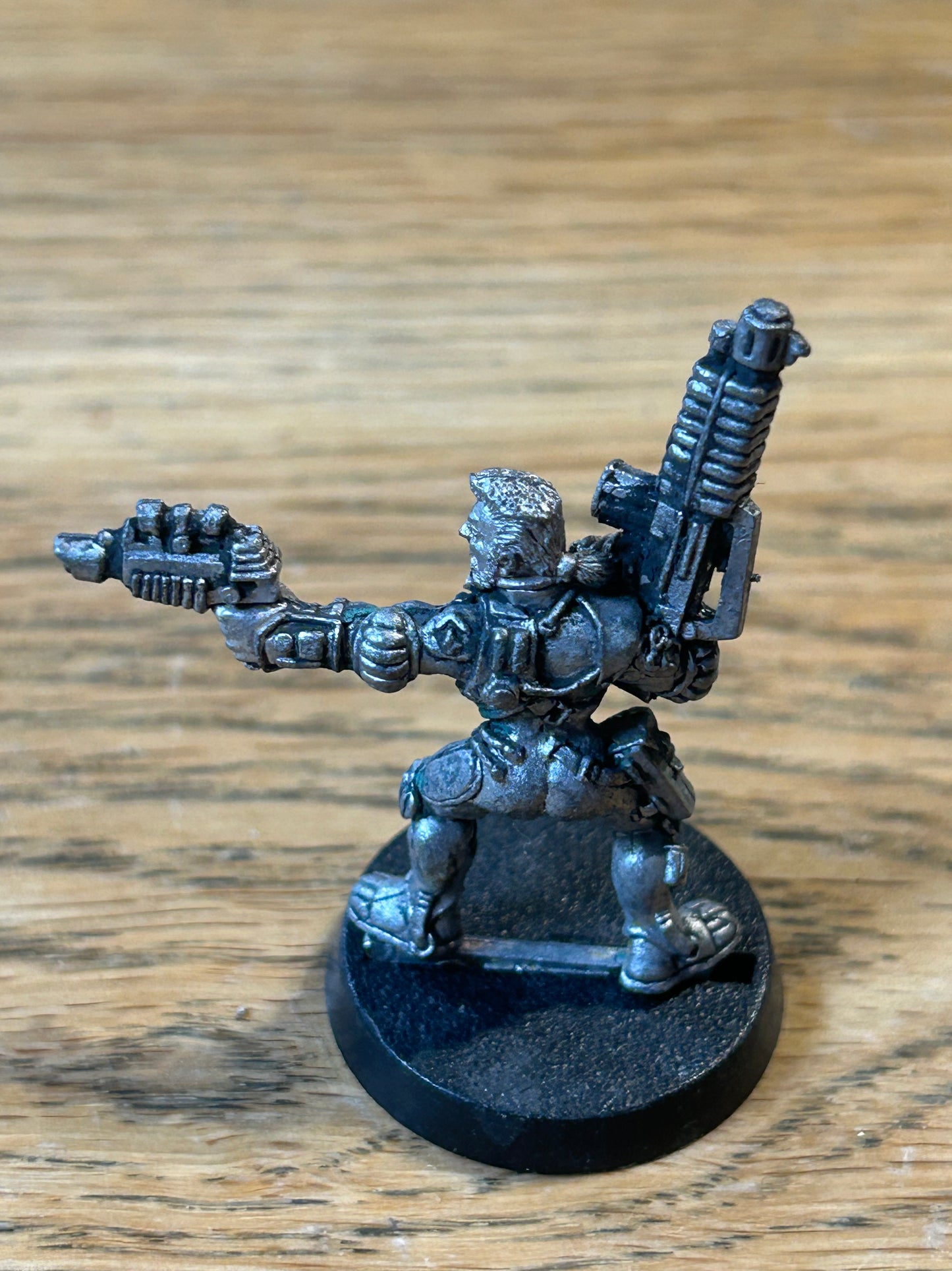 Van Saar Ganger With Autogun Laspistol Necromunda Metal Warhammer 40K
