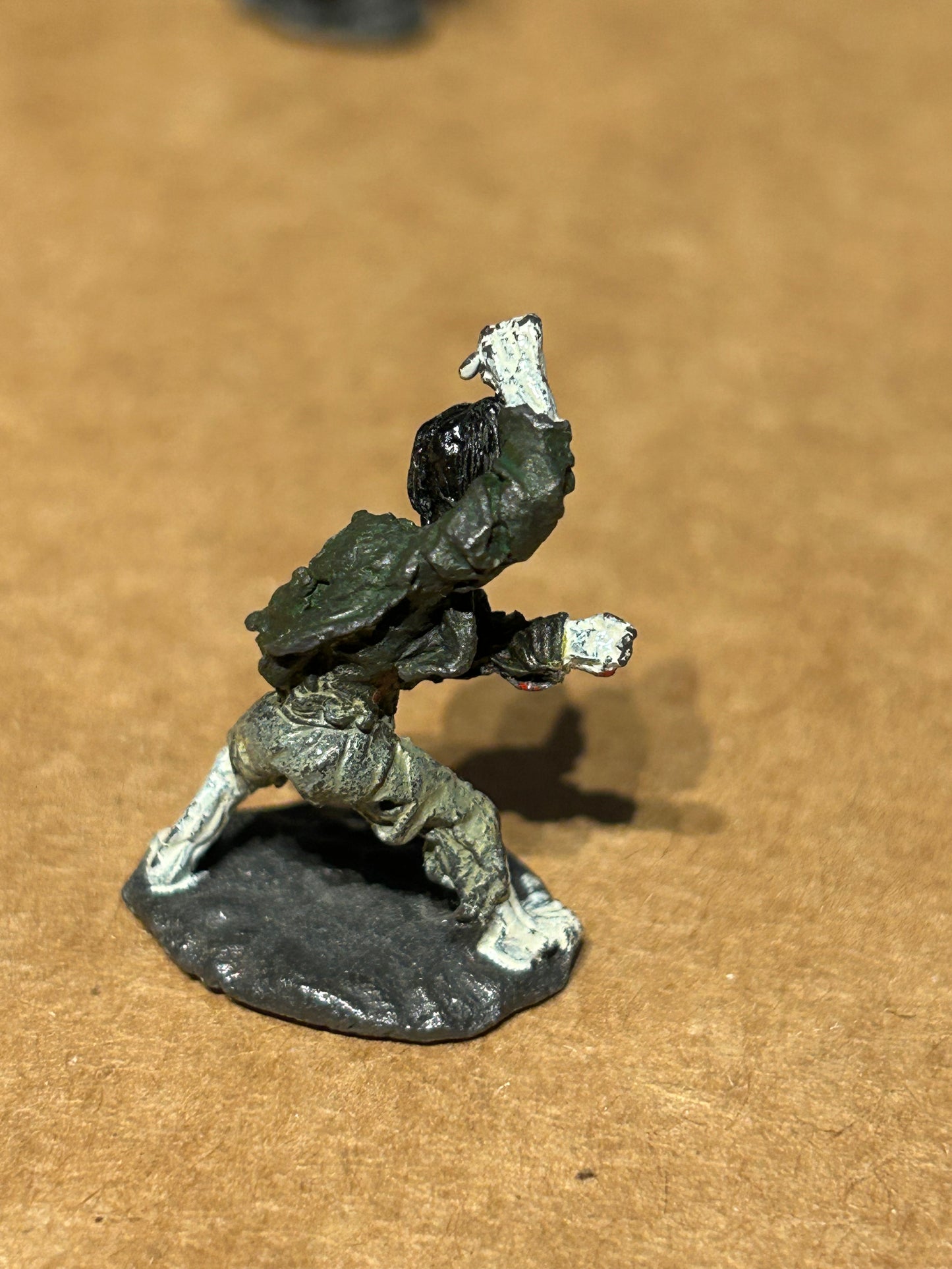 Warhammer fantasy undead fantasy tribes zombie attacking FTZ2