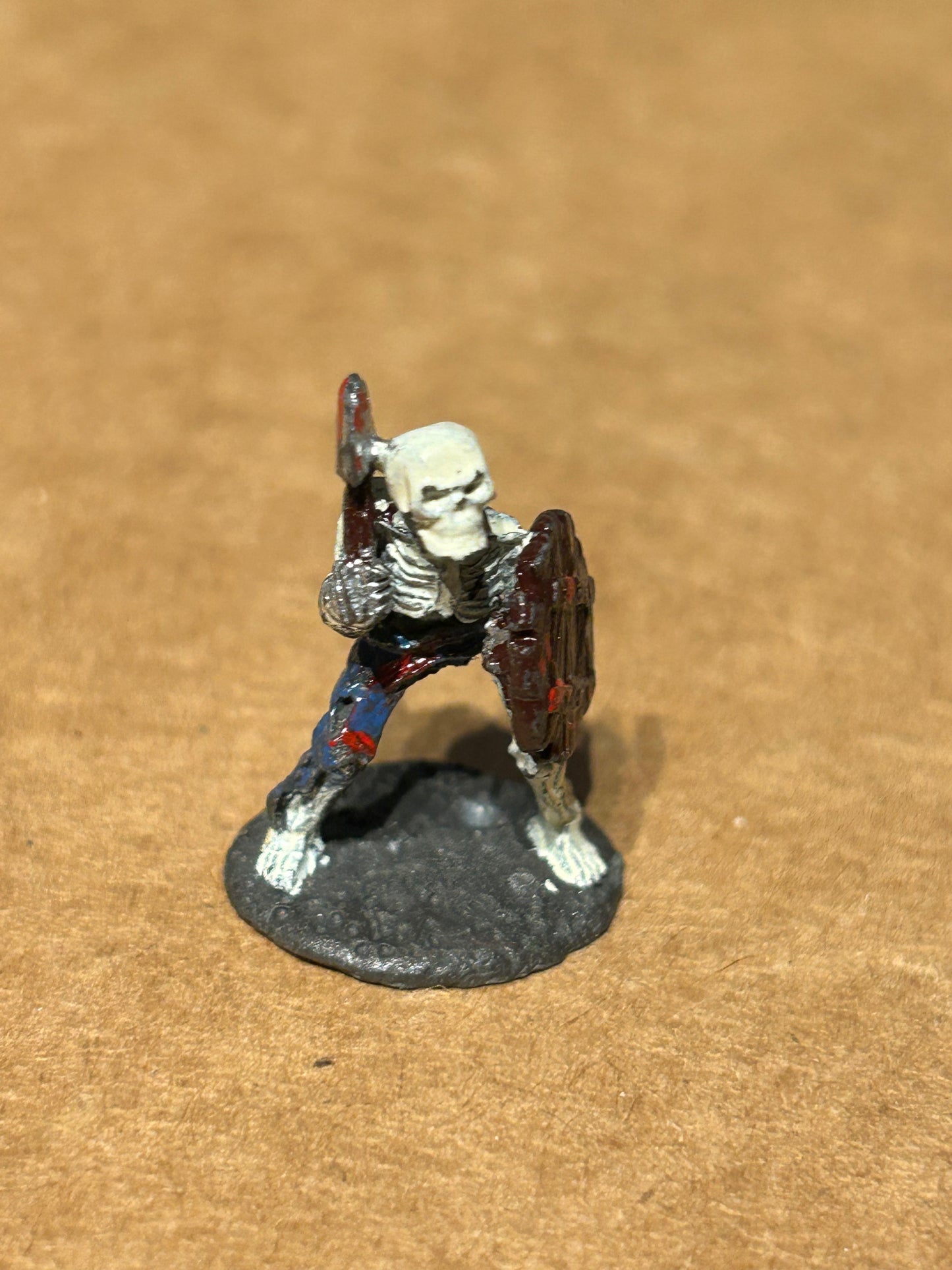 Warhammer fantasy undead fantasy tribes Skeleton Attacking w. Axe & Shield FTS5