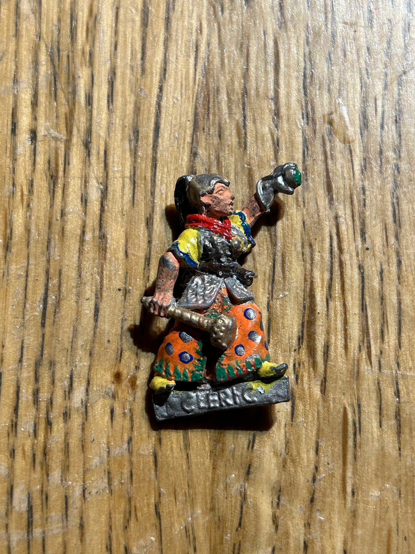 CITADEL GAMES WORKSHOP ADD13 Female Cleric mid level, warhammer fantasy