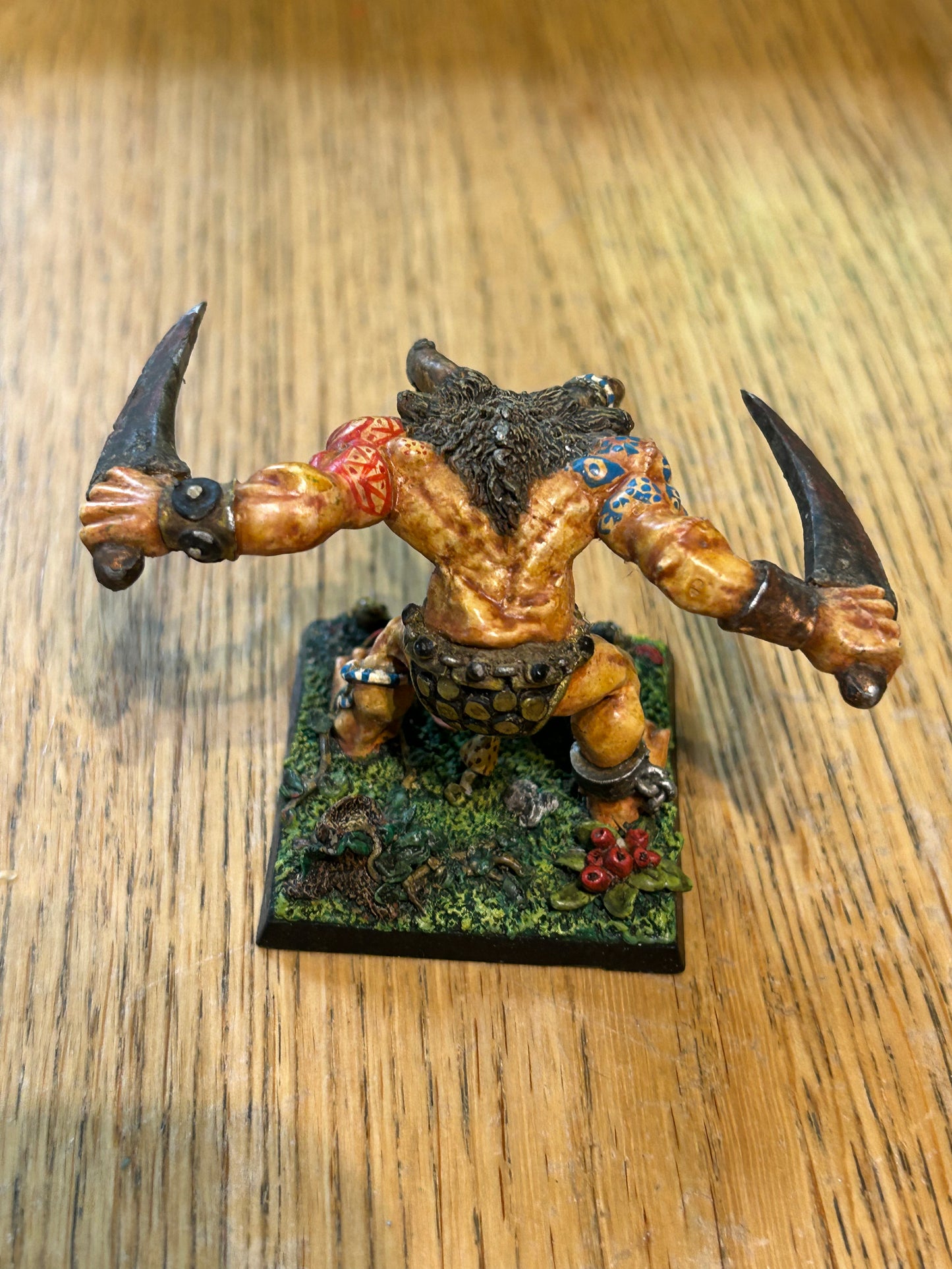Citadel - Warhammer - C34 Chaos - Minotaur Lords - Mighty Gore-Strom