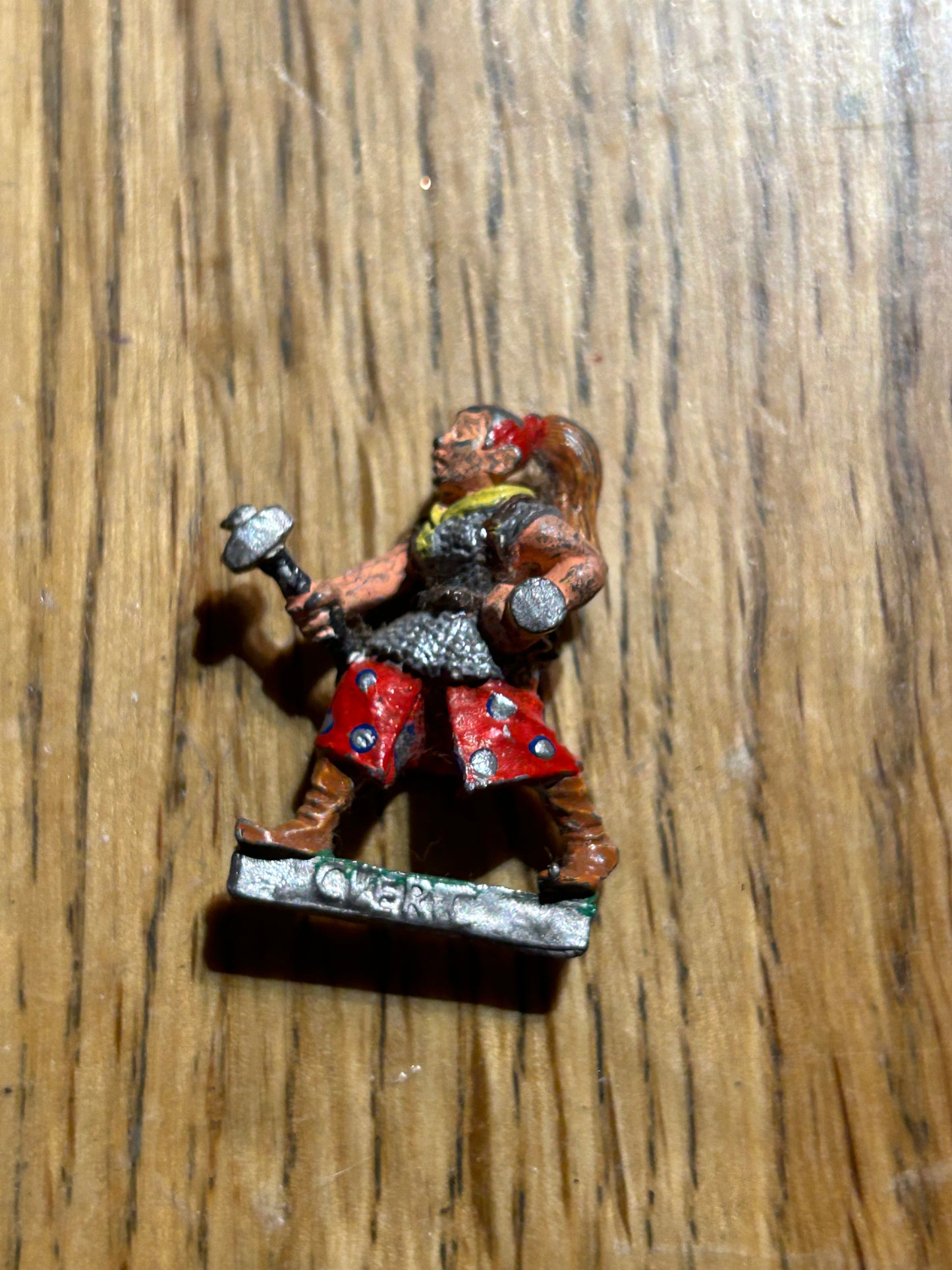 CITADEL GAMES WORKSHOP ADD13 Female Cleric low level, warhammer fantasy