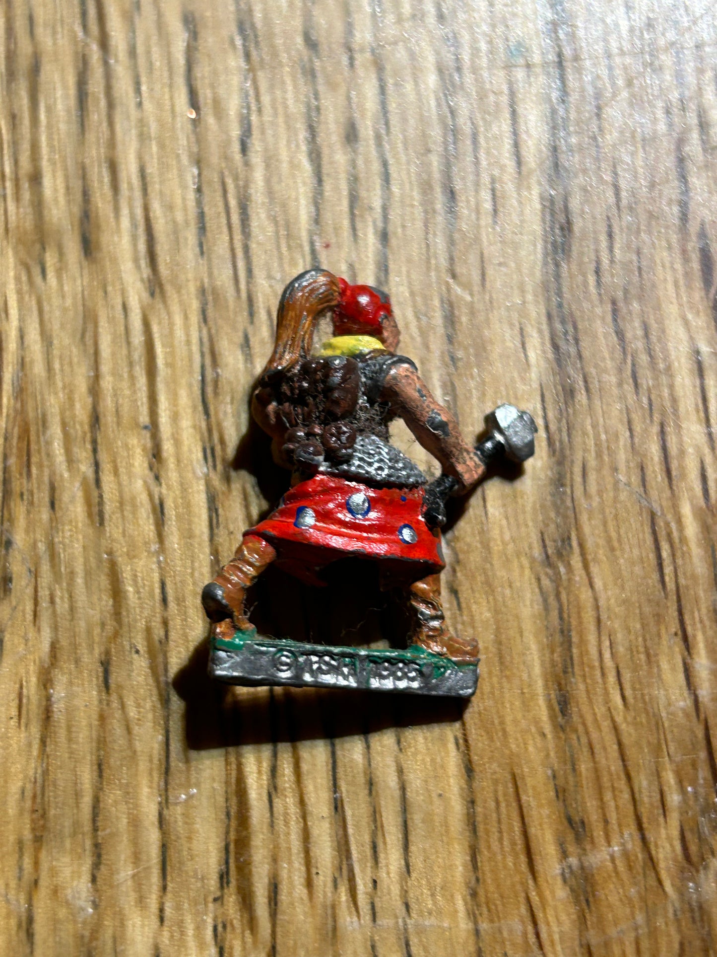 CITADEL GAMES WORKSHOP ADD13 Female Cleric low level, warhammer fantasy