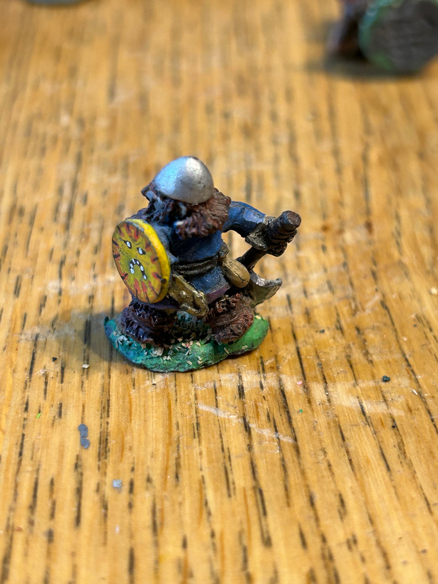 Citadel C06 Northern Dwarf Nascar Aruz / Angar Yellow Metal Miniature Pre Slotta