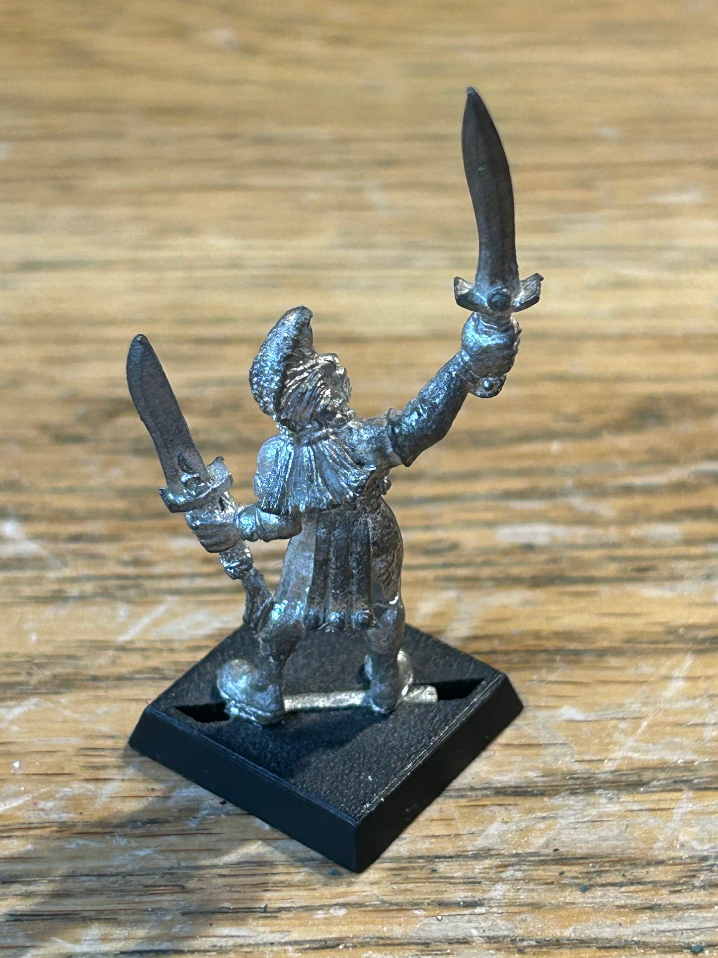 Warhammer fantasy wardancer wood elves metal