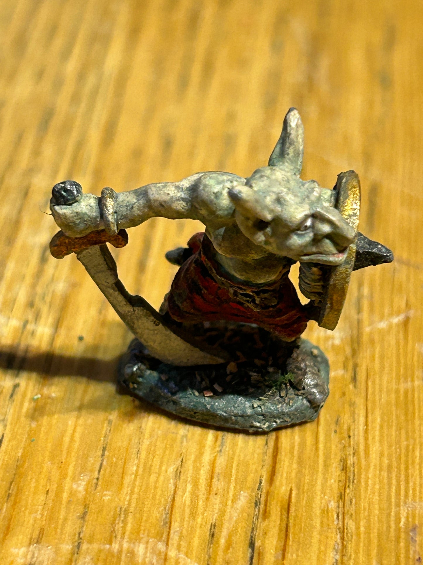 Citadel C12 FTG4 Great Gnoll Goblin with notched sword and shield