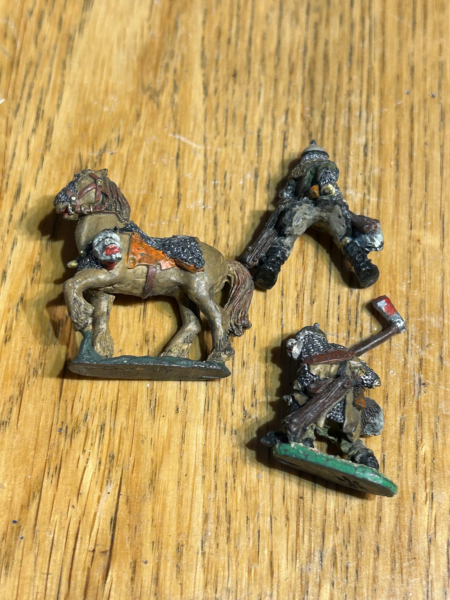 D&D AD&D C33 Mounted and on foot HALF ORC HERO Fantasy Adventurers from 1984 Citadel 19951