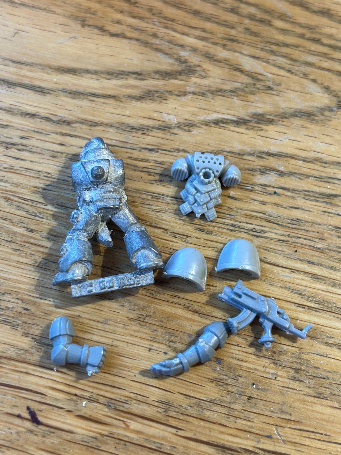 Classic Space Marine Warhammer 40K Metal
