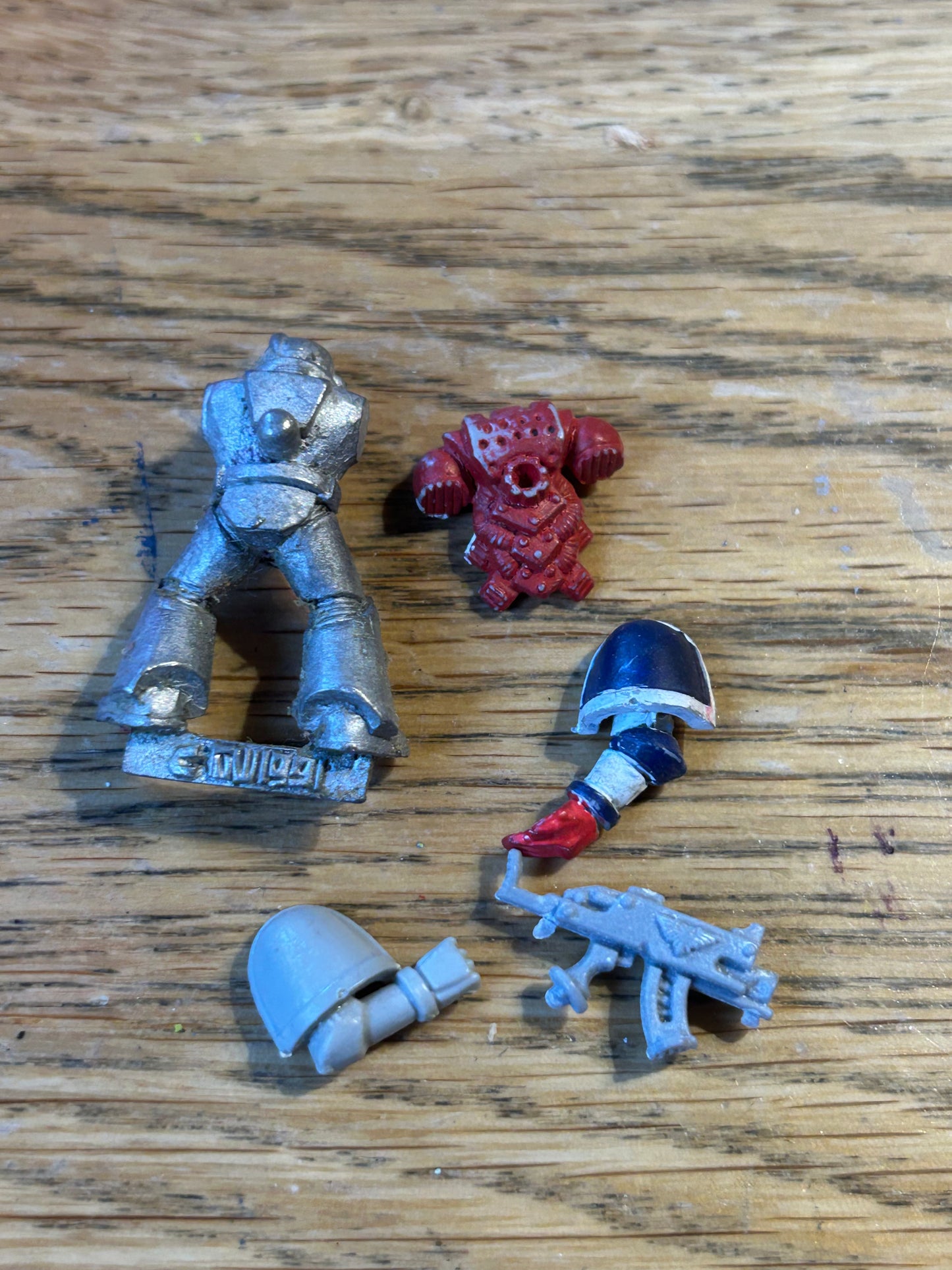 Warhammer 40k space marines MK6 armour 2