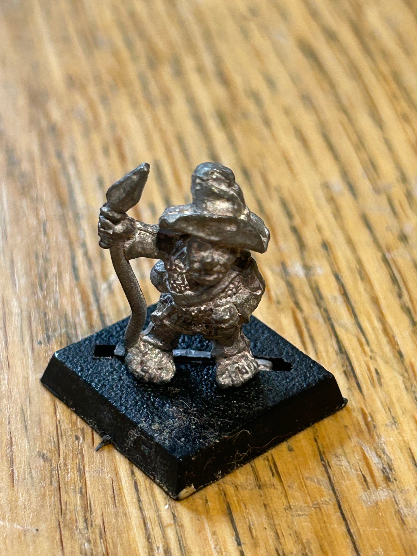 Citadel Warhammer 80s Empire C11 Halfling Tobias