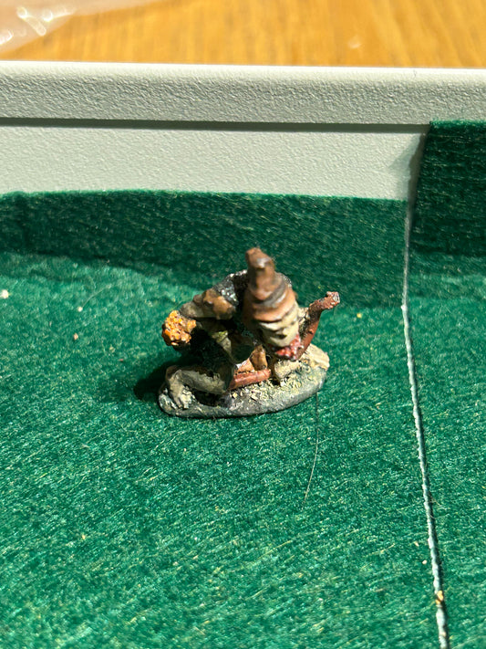 Citadel miniatures warhammer fantasy preslotta armoured orc loading bow