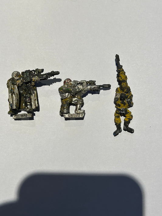Warhammer 40k imperial guard snipers x3 (quite a bit of wear)
