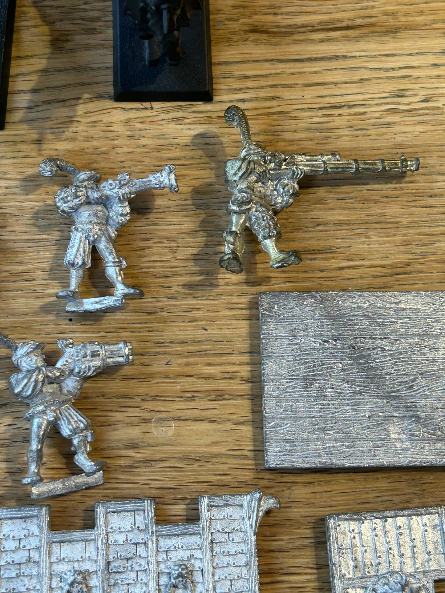 Warhammer fantasy empire war wagon (missing the yoke)