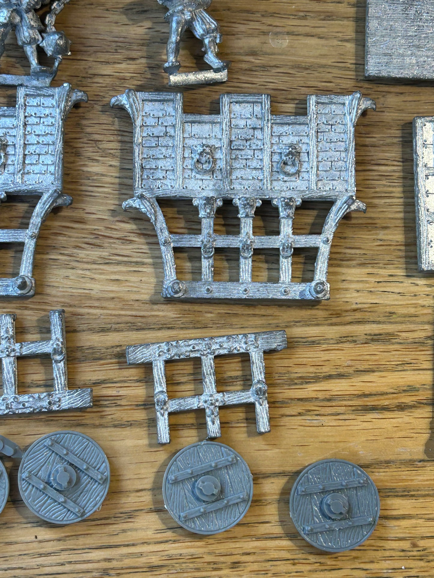Warhammer fantasy empire war wagon (missing the yoke)