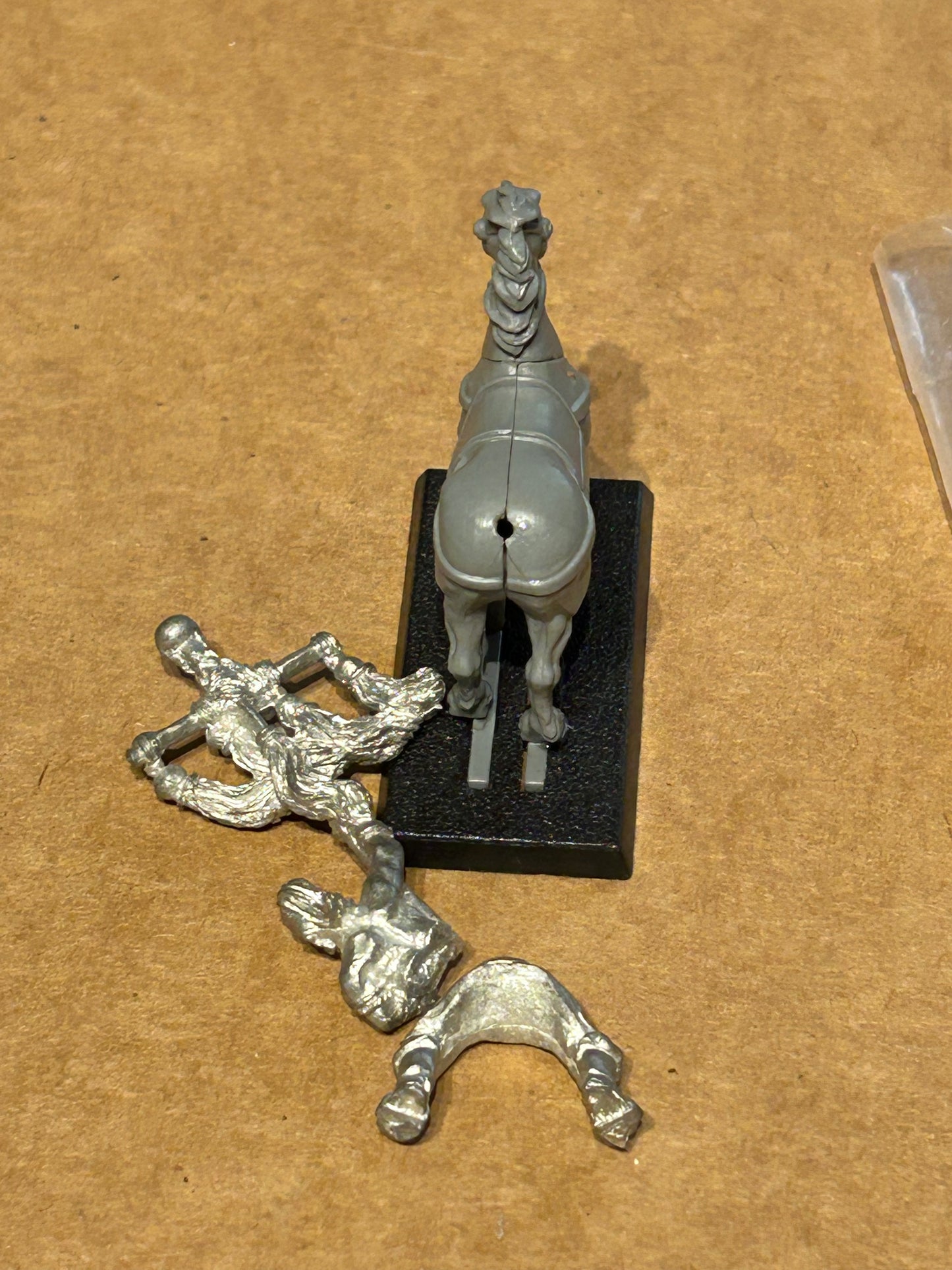 Warhammer Fantasy Old World Mounted Ungol Horse archer standard bearer
