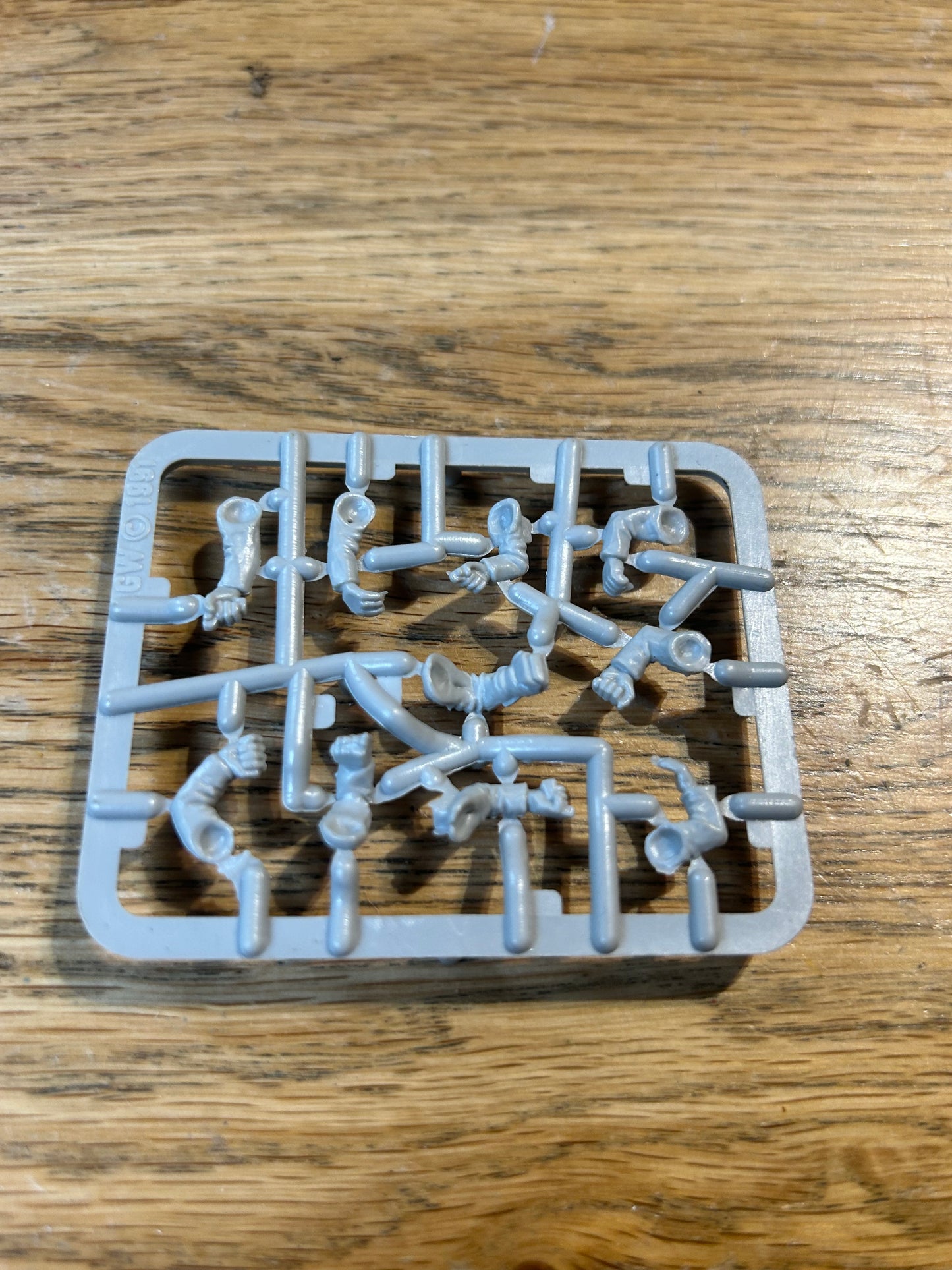 Warhammer 40k Rogue Trader Imperial Army Imperial Guard Arms Sprue OOP 80's