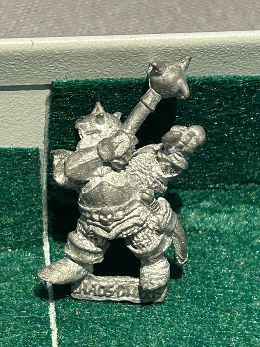 Realm Of Chaos Dwarf Mad Marik Trollbiter w/ Mace Citadel Metal WFB O619