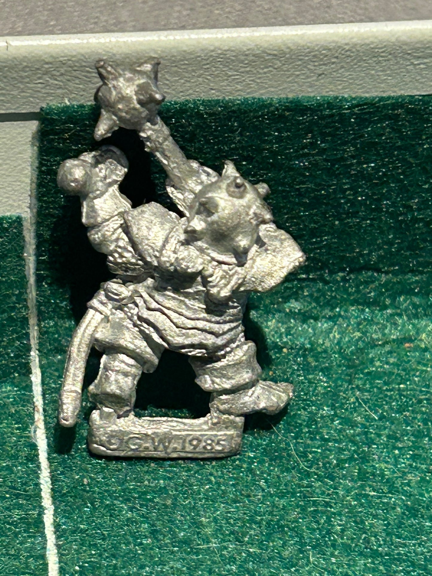 Realm Of Chaos Dwarf Mad Marik Trollbiter w/ Mace Citadel Metal WFB O619