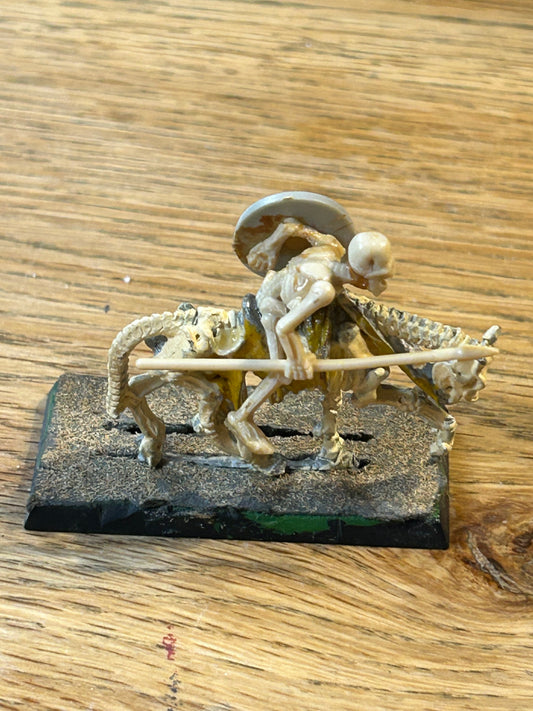 Warhammer fantasy c21 skeletal horse undead (plastic rider)