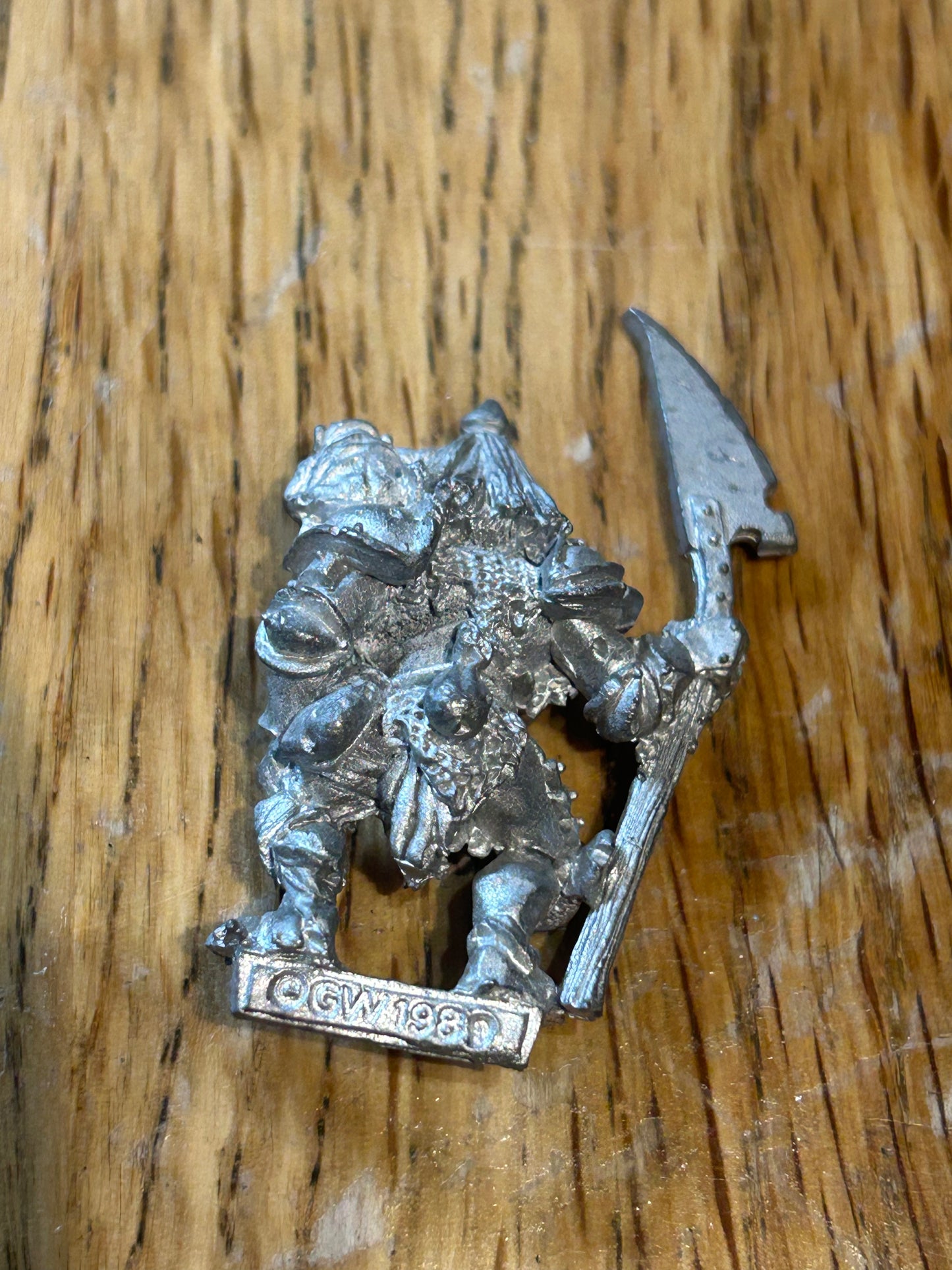 Warhammer Fantasy Warriors of Chaos Champion of Nurgle with halberd