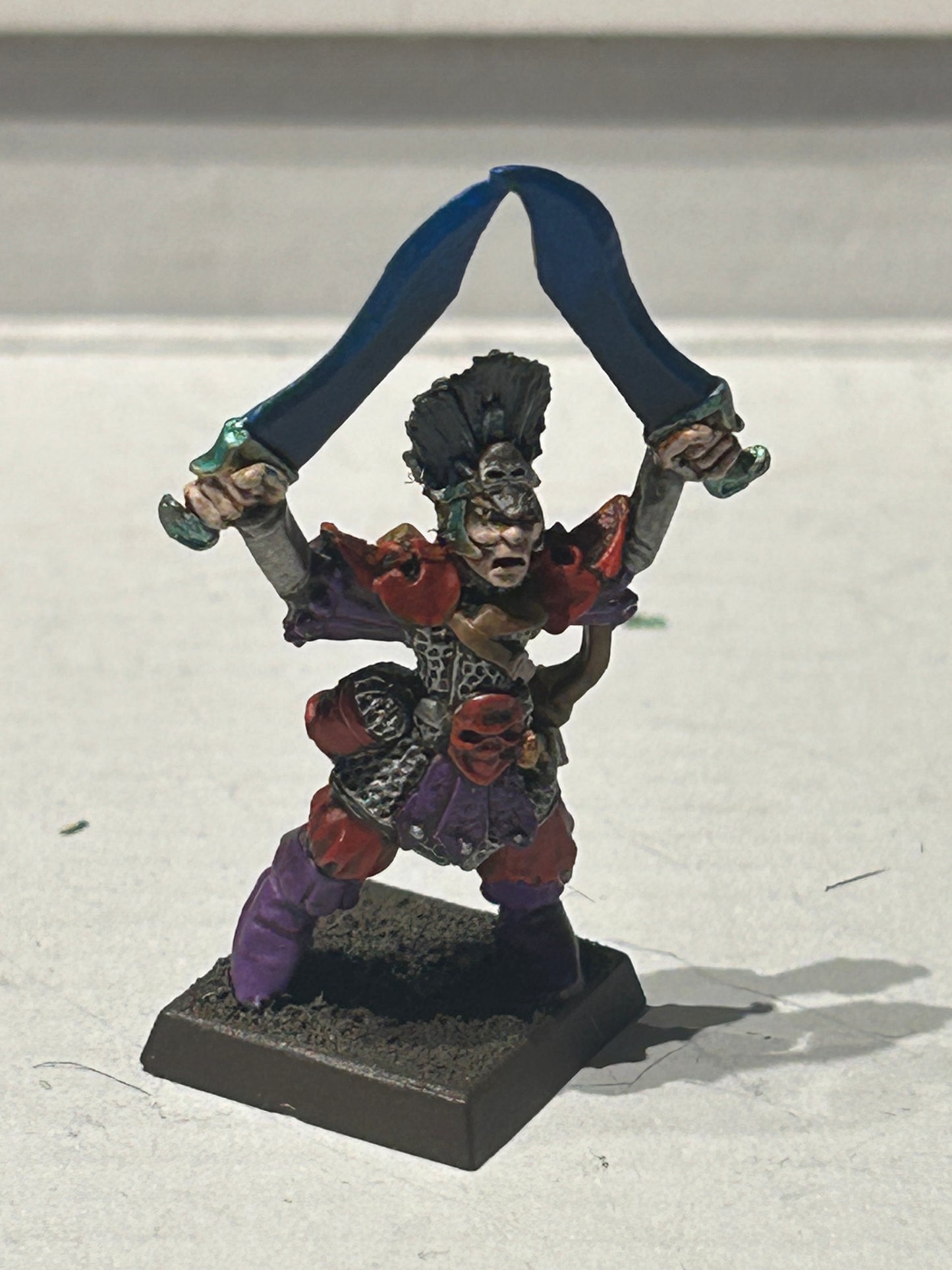 Marauder miniatures mb3 dark elf champion warhammer fantasy sword and crossbow