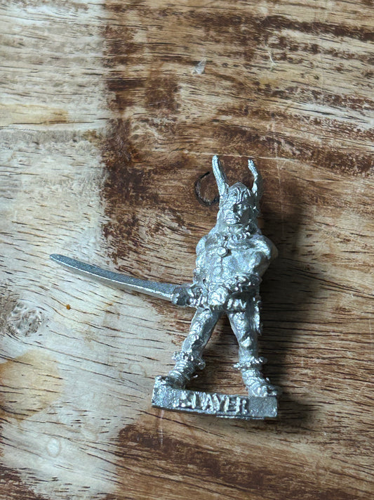 Warhammer Fantasy Barbarian F3 Norse double-handed sword