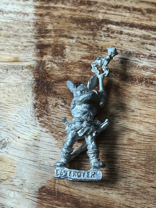Warhammer Fantasy Barbarian F3 Norse with flail