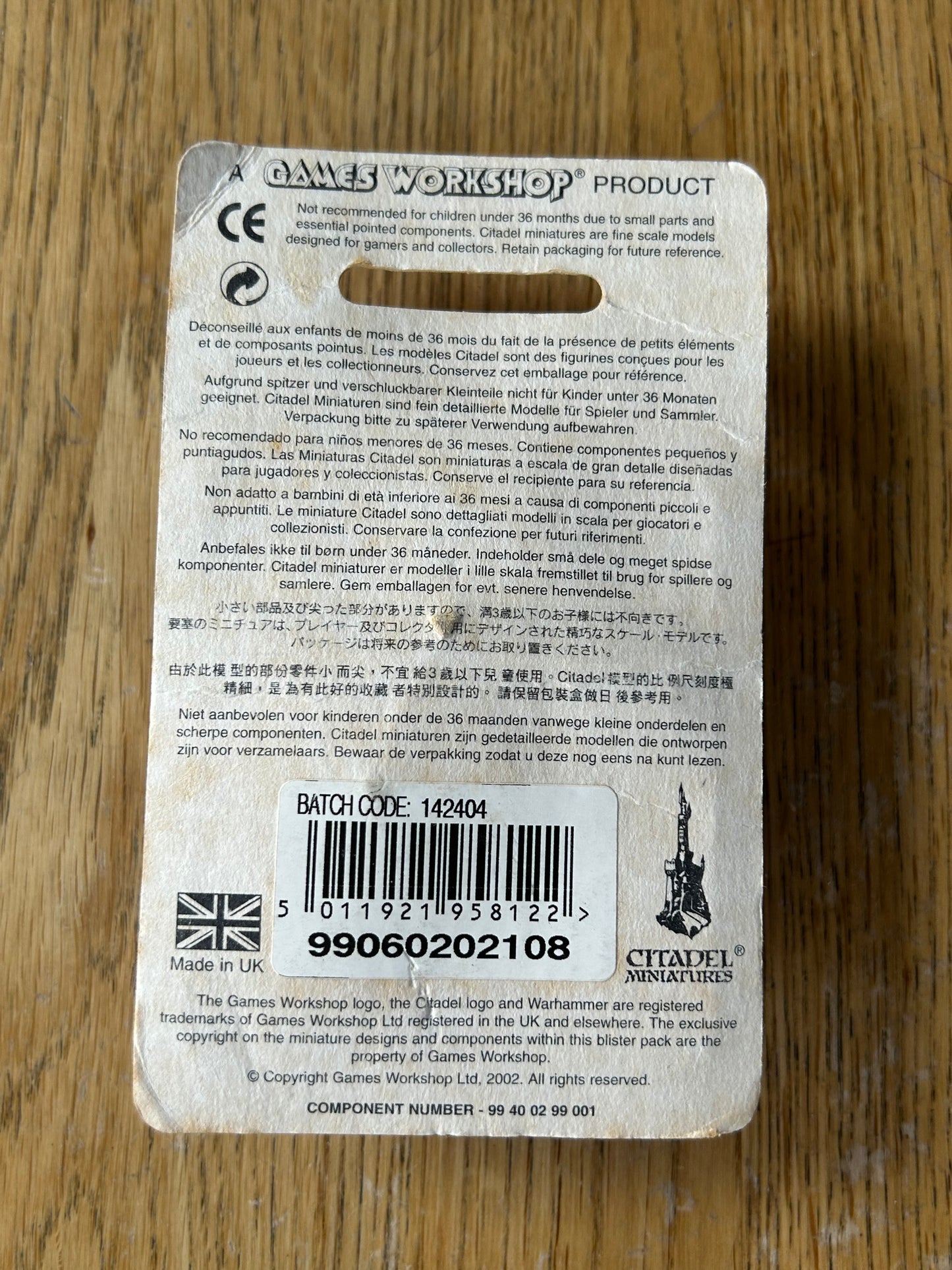 Warhammer Empire wizard, two figures, one mounted and the other on foot sealed blister