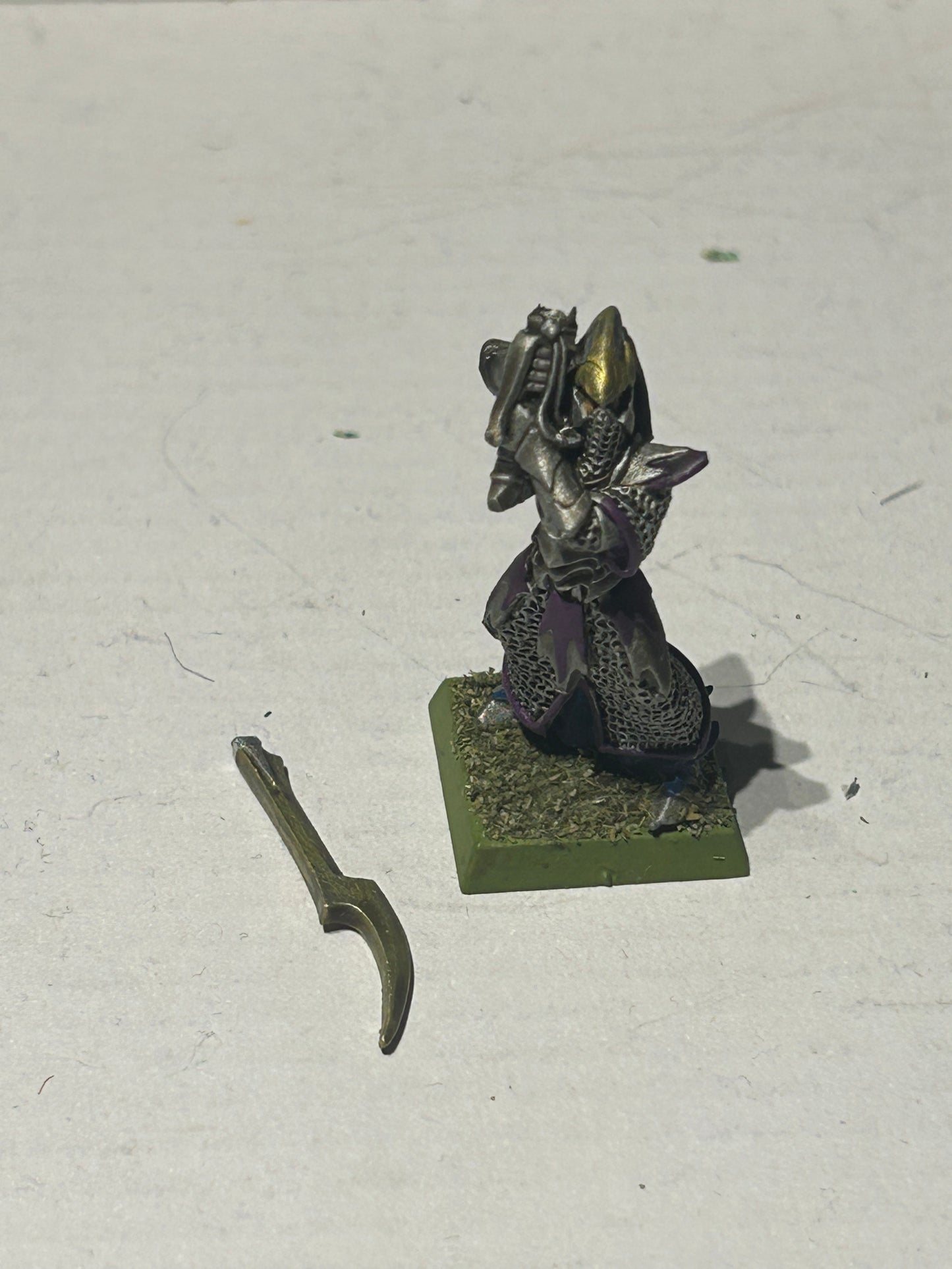 Warhammer fantasy dark elf executioner