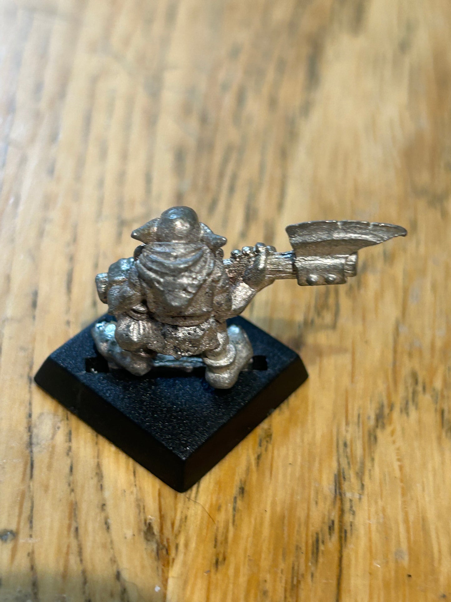 Warhammer fantasy Kev Adams goblin with axe