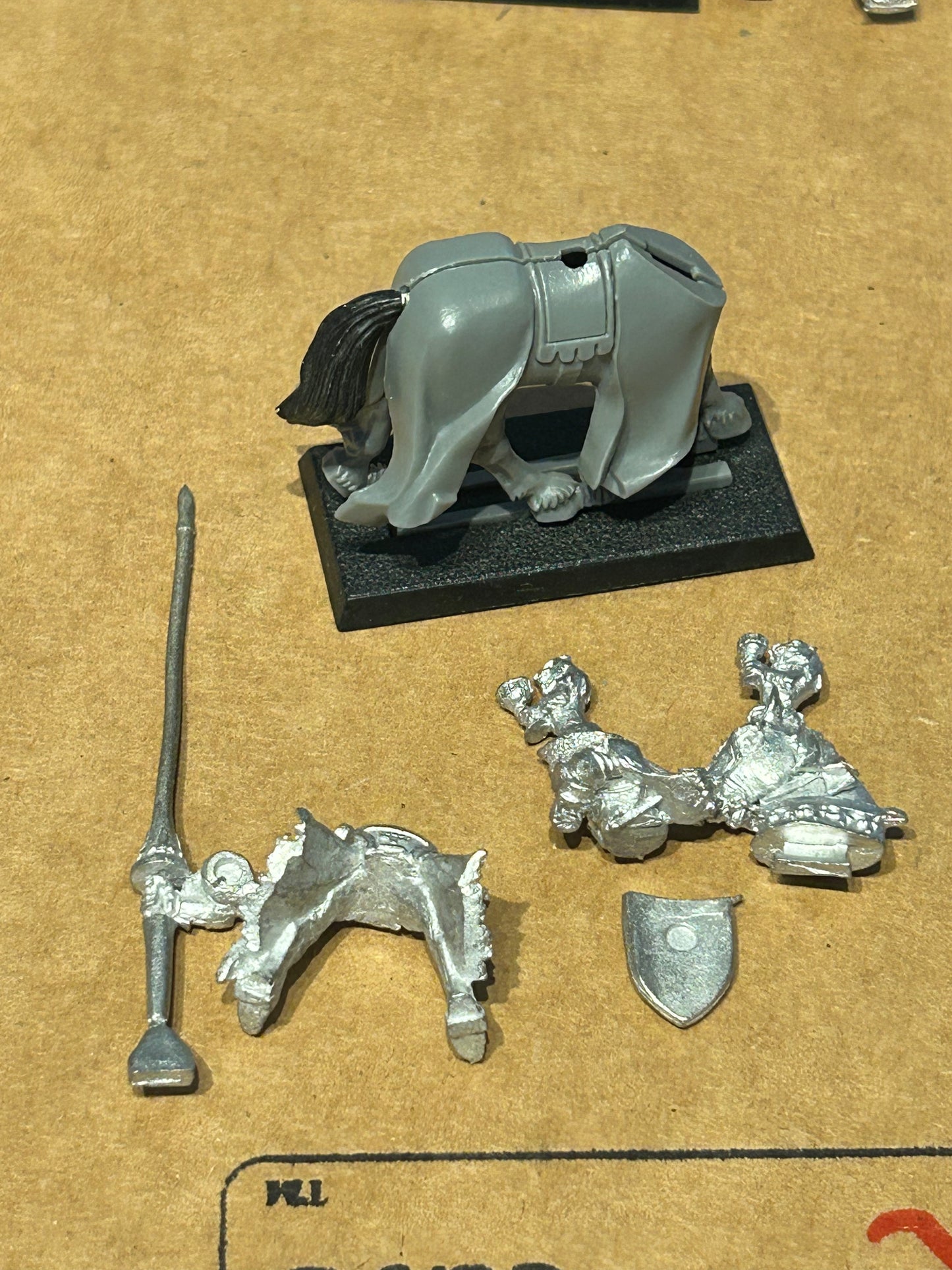Warhammer fantasy bretonnian grail knight 5th edition
