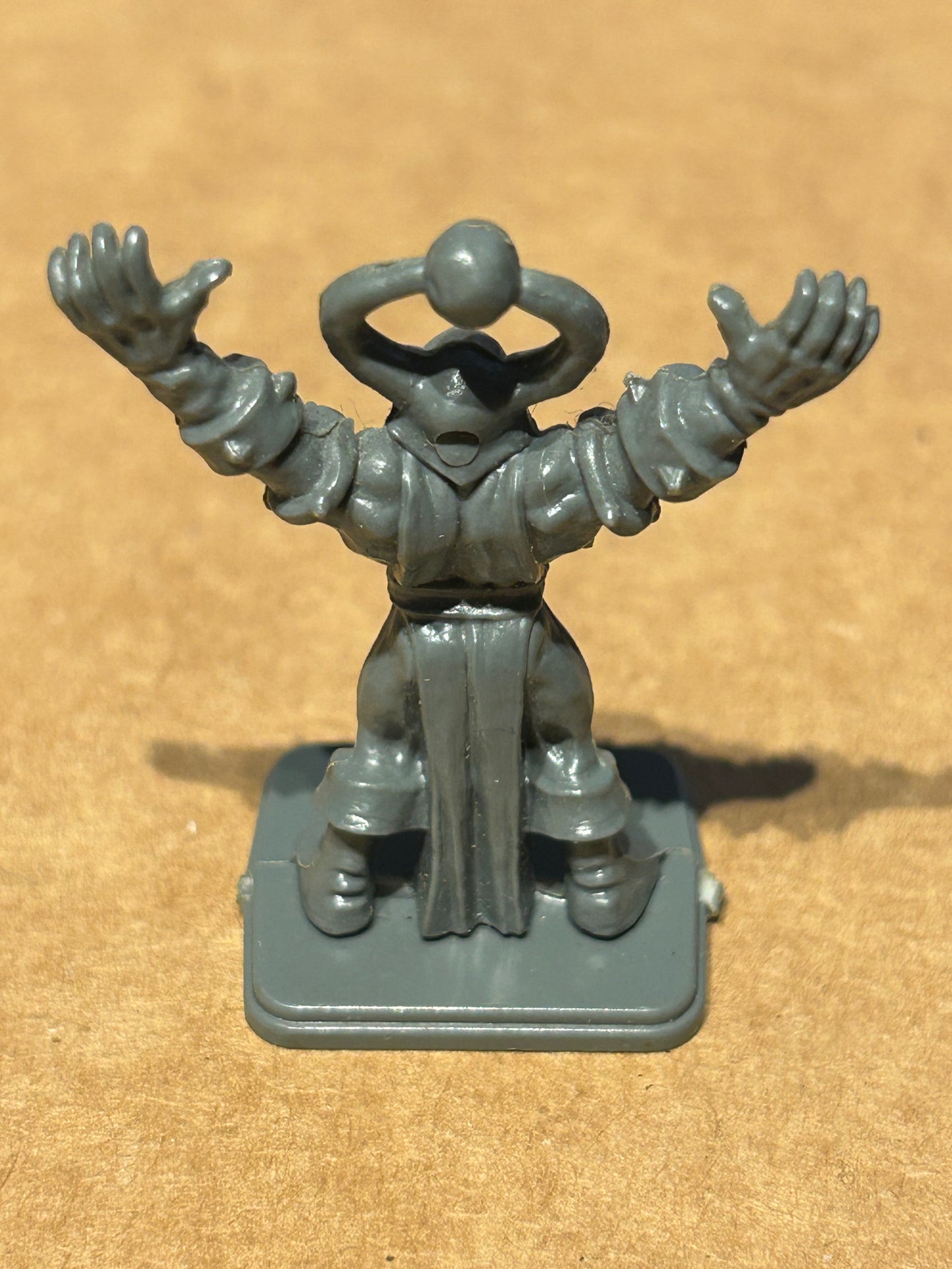 Heroquest Chaos Sorceror Evil Wizard Plastic warhammer fantasy undead lich (4 available, all unpainted)