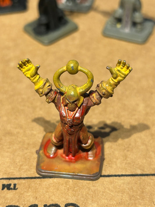 Heroquest Chaos Sorceror Evil Wizard Plastic warhammer fantasy undead lich