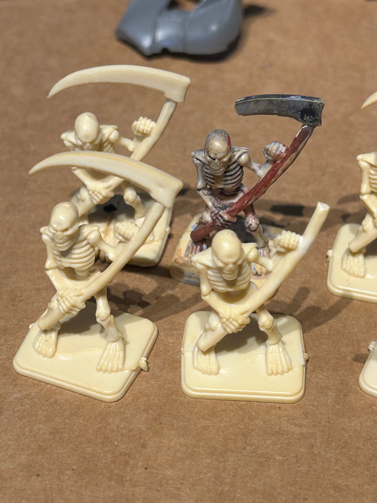 Heroquest skeletons x8 warhammer fantasy undead (two are missing part of weapon, and the rest have bending to feet)