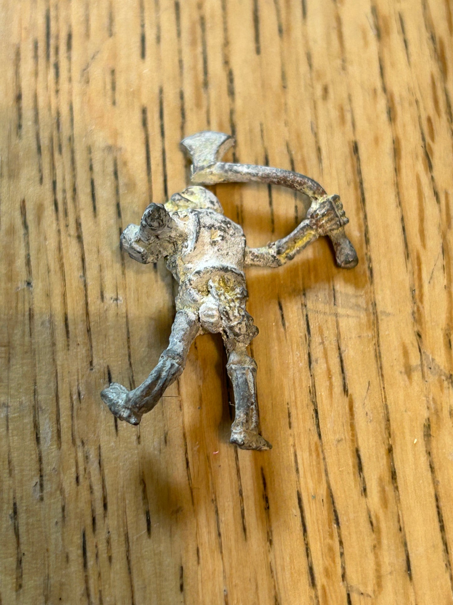 Citadel miniatures warhammer fantasy C17 skeleton mad axe