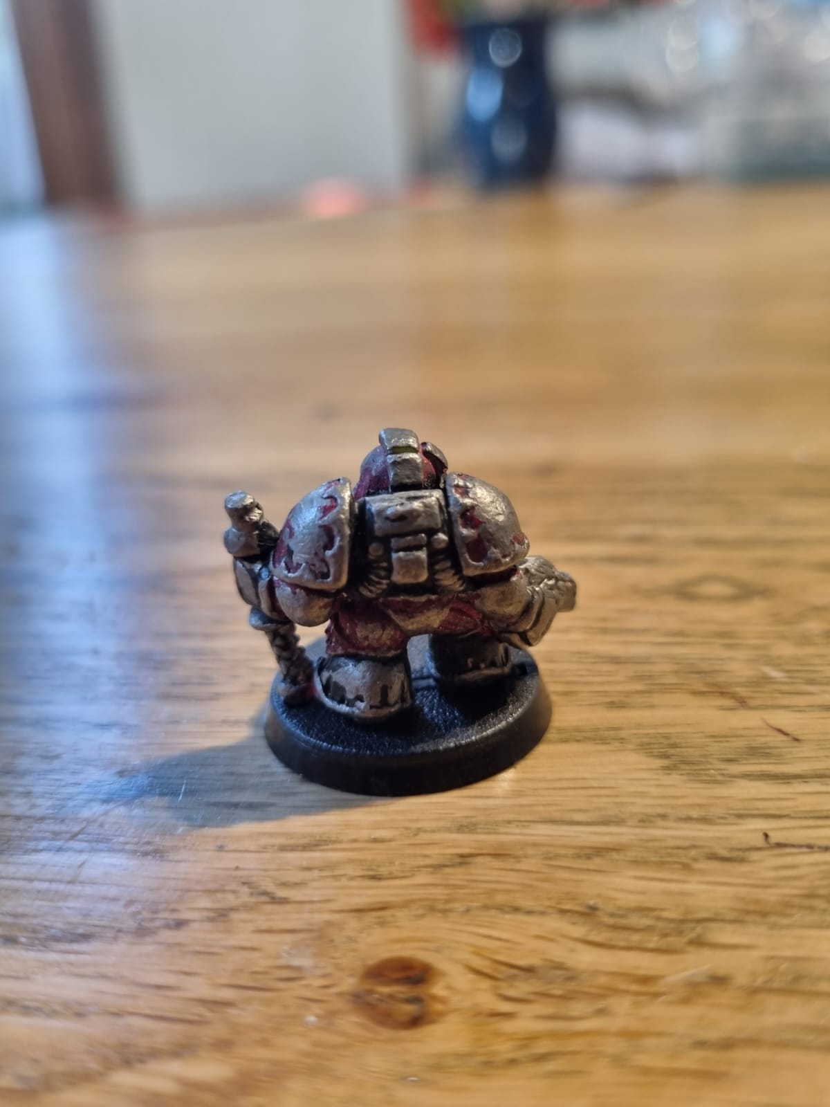Warhammer 40k Rogue Trader Squat Tech Priest (axe is broken and he has quite a bit of wear)