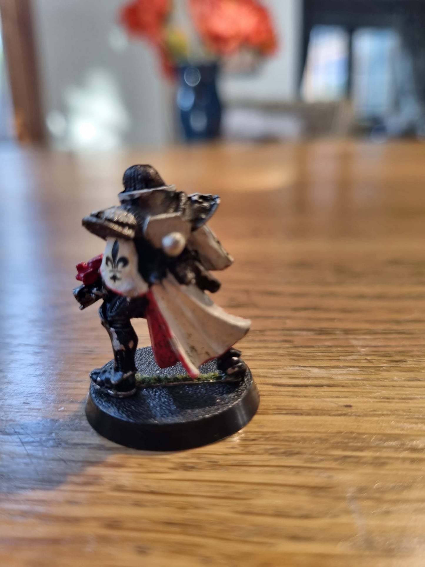 Warhammer 40k sisters of battle sister with bolt gun (no backpack )