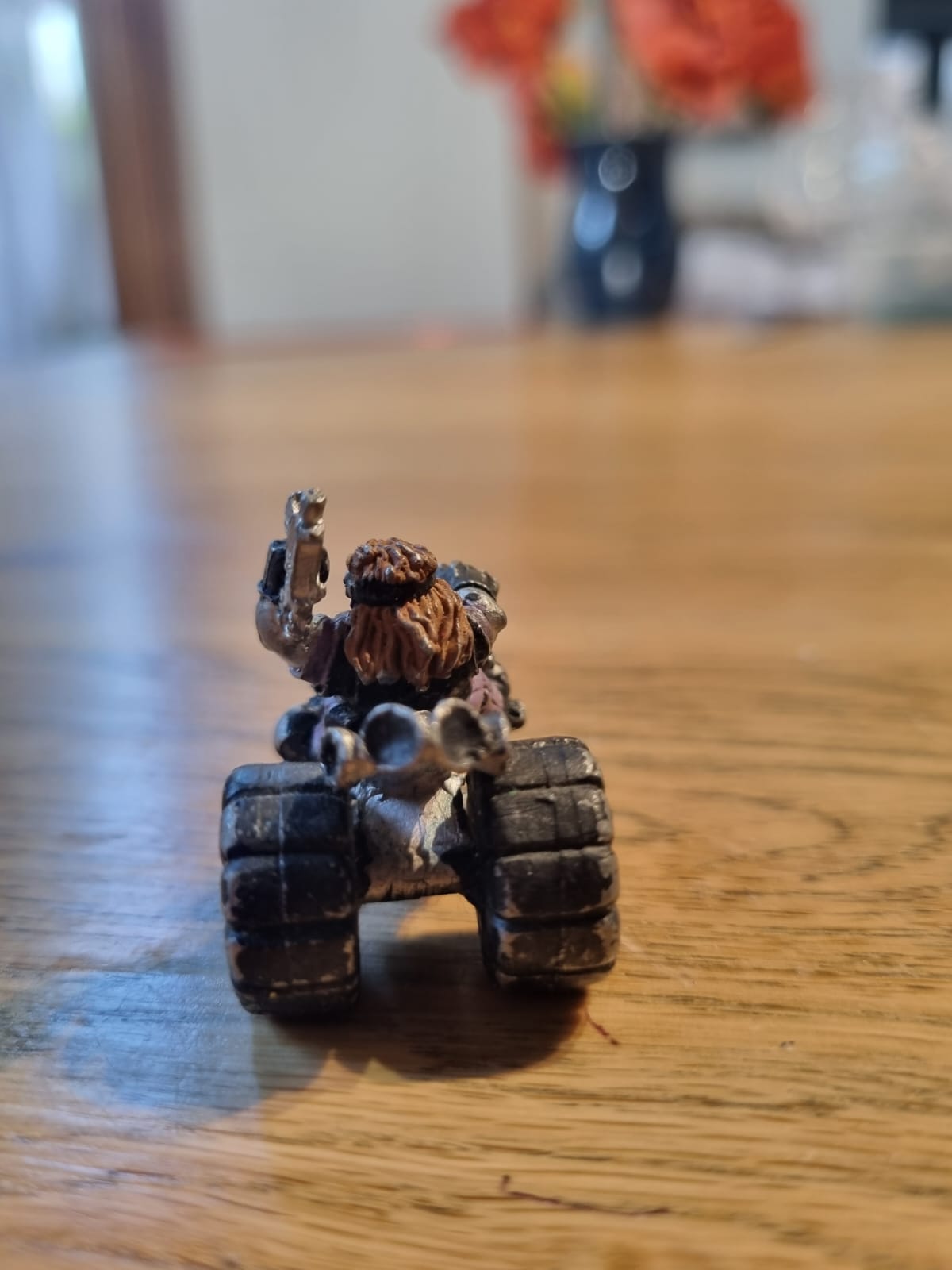 Warhammer 40k Rogue Trader Squat on trike (no headlamps)